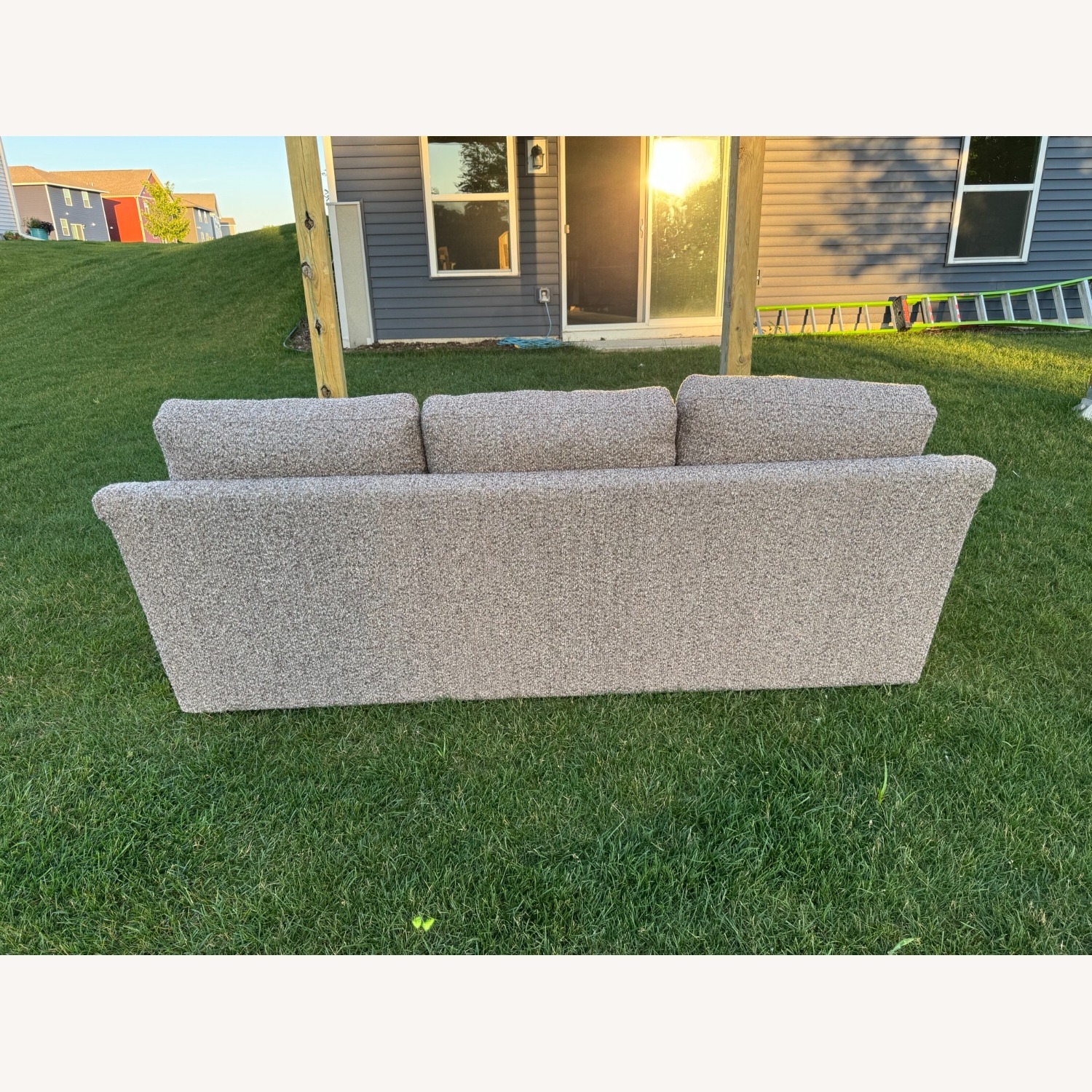 Hooker Furniture Corporation 3+ Seater Sofa - image-4