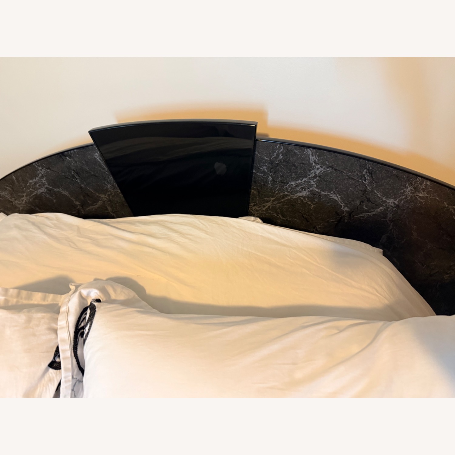 Vintage/Antique Finds Black Full Bed - image-2