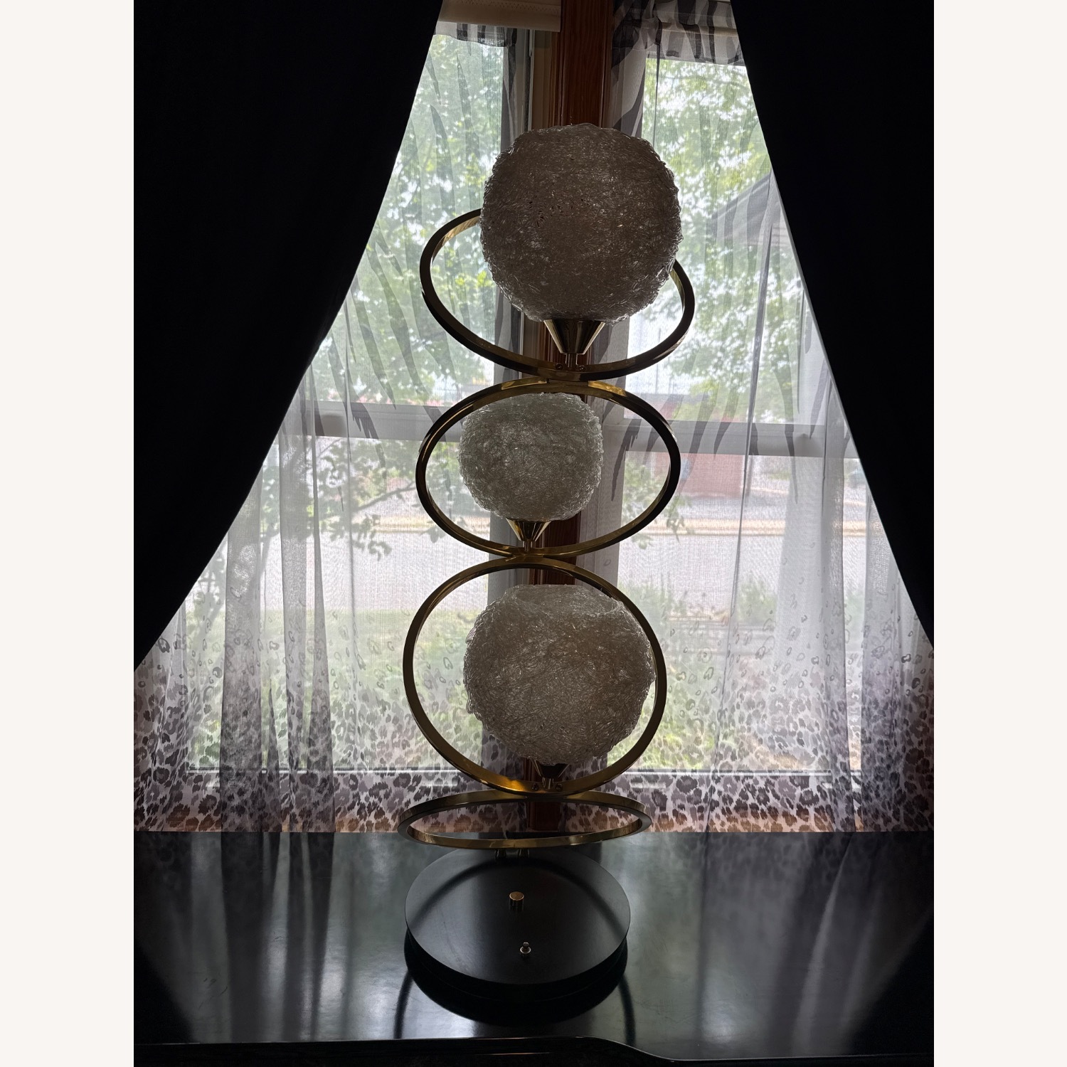 Vintage/Antique Finds Metal Table Lamp - image-1