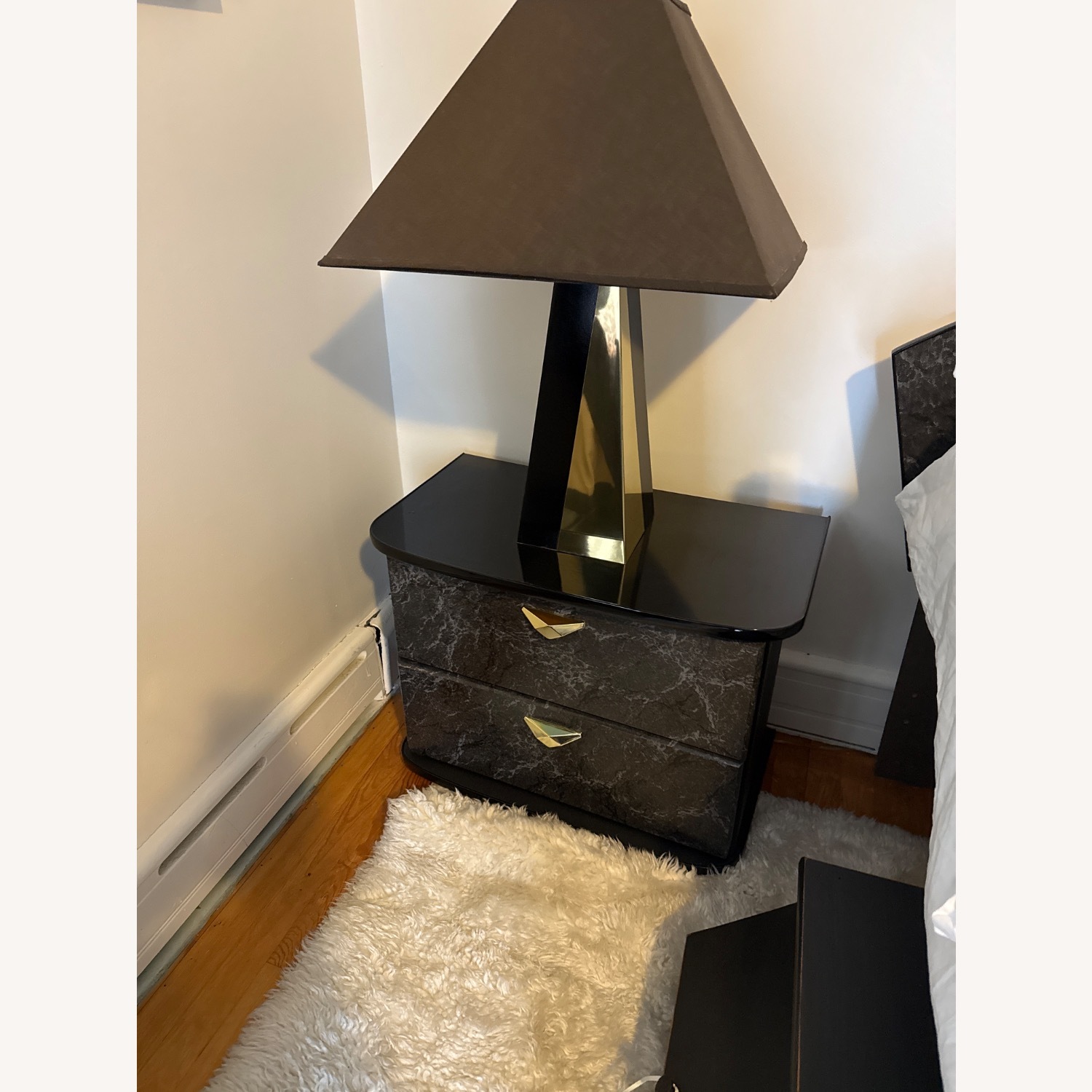 Vintage/Antique Finds Black Wood Table Lamp - image-2