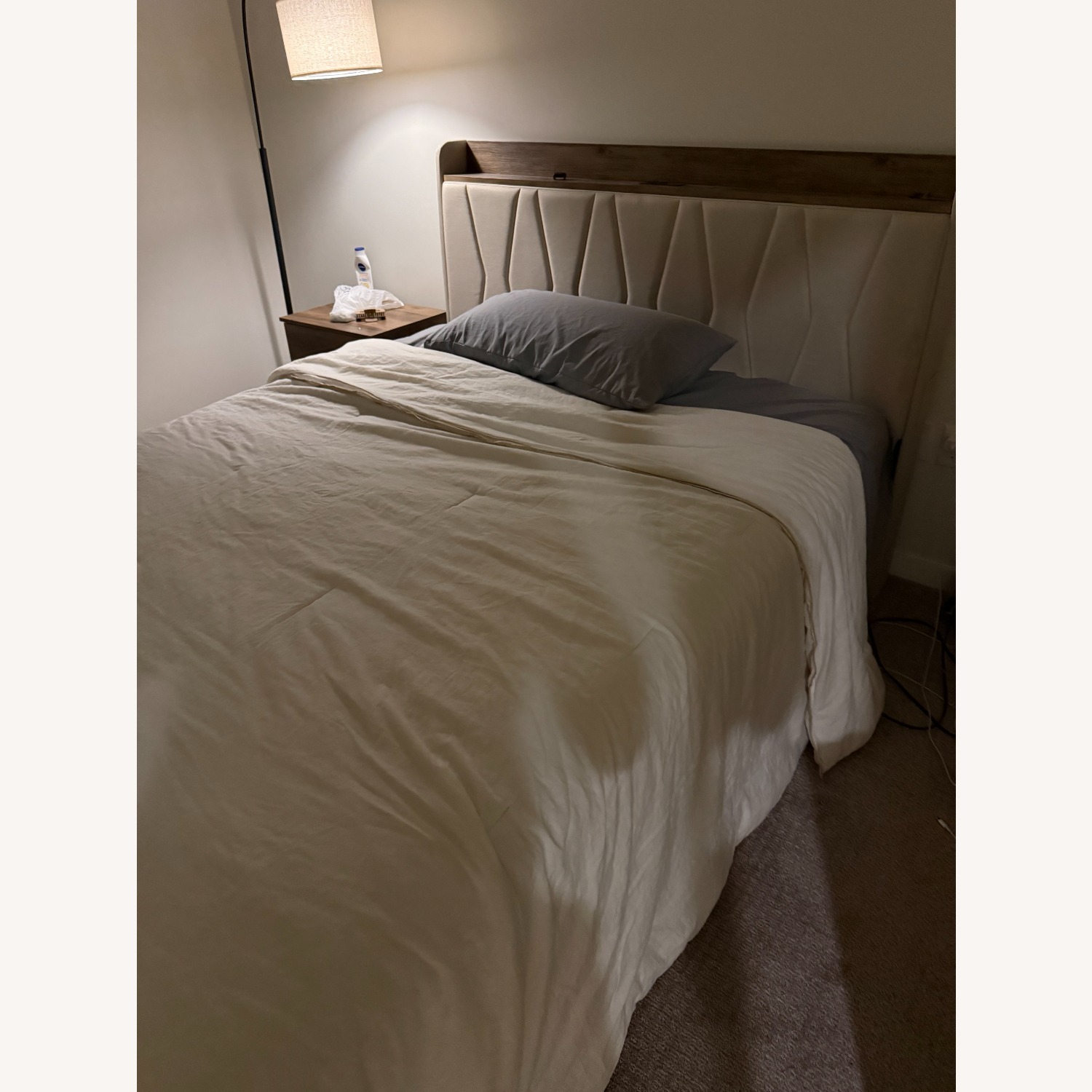 Wayfair Deilyn Queen Bed - image-4