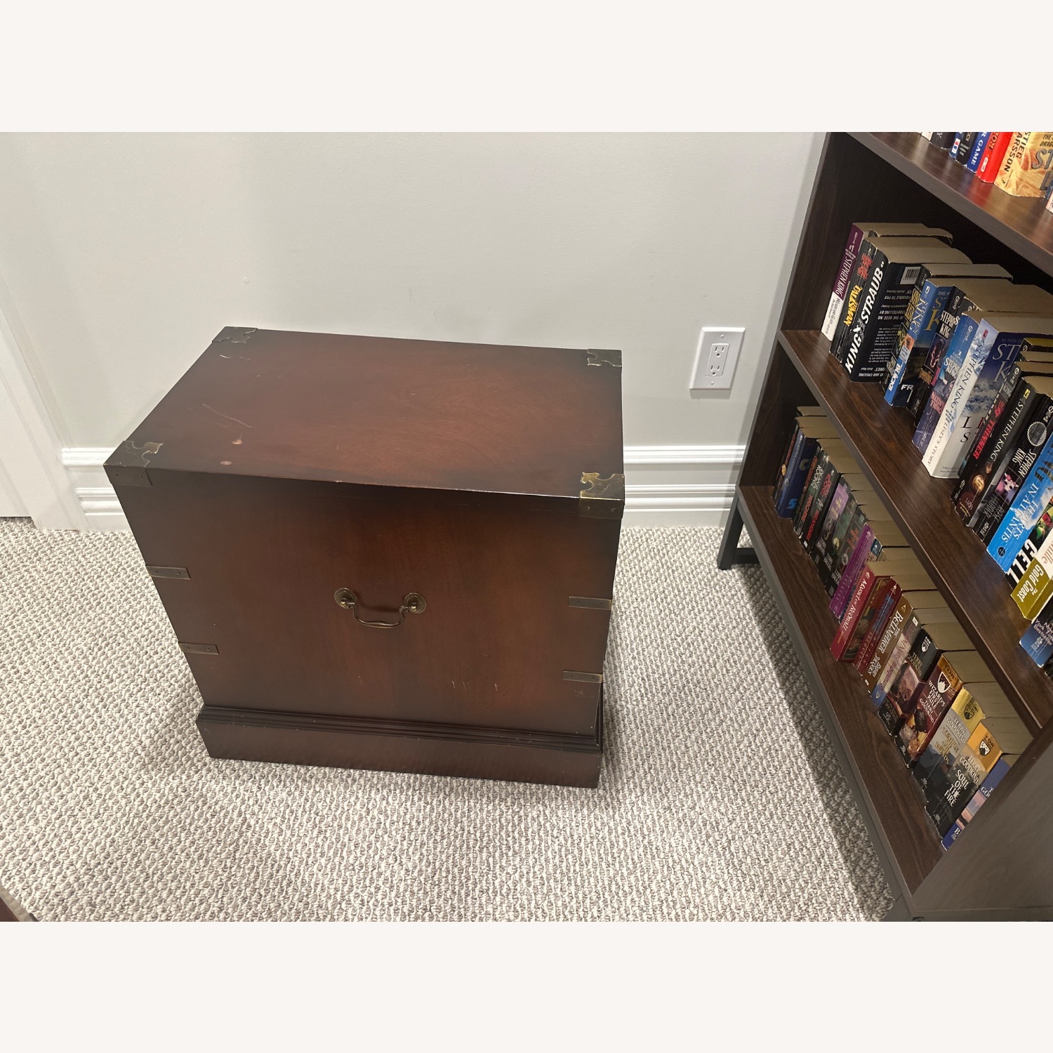 2x Antique End Tables With Drawers - image-3