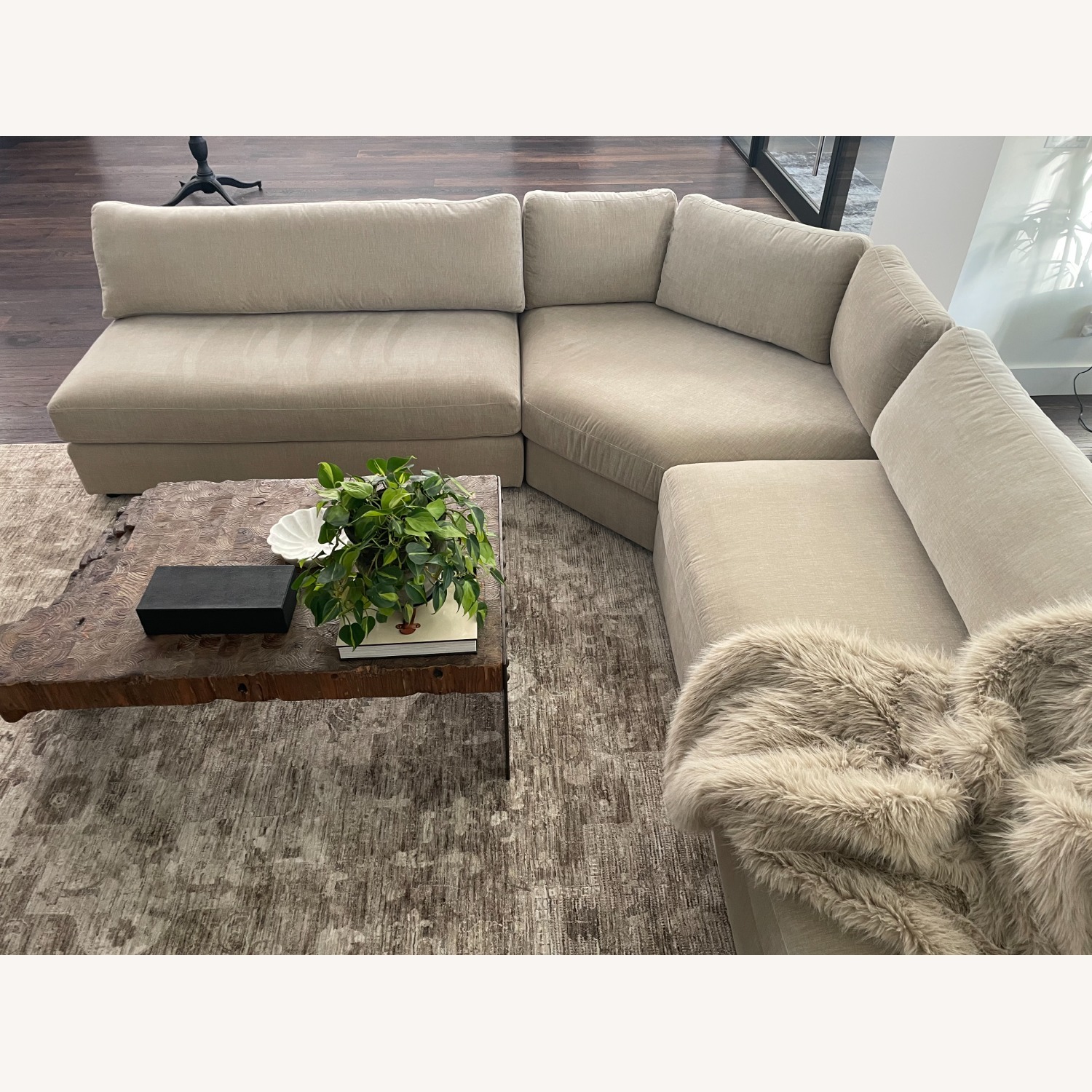 Interior Define Tatum Wedge Sectional - image-5
