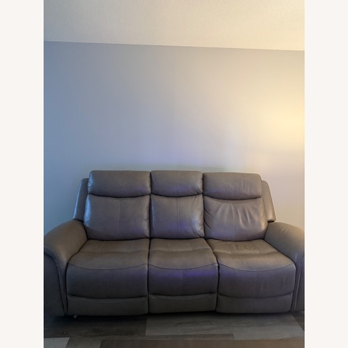 Used Vintage/Antique Finds 3+ Piece Sectional for sale on AptDeco