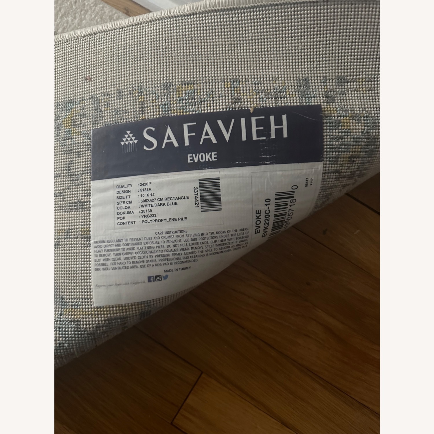 Safavieh Large 10x14' Area Rug - image-10