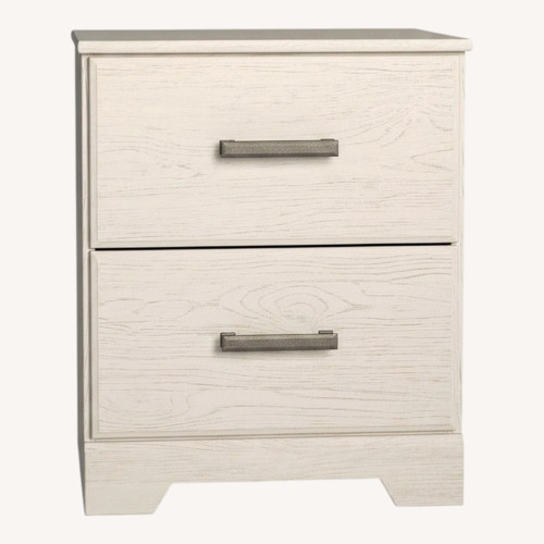 Used Ashley Furniture Stelsie 21" 2 Drawer Nightstand for sale on AptDeco