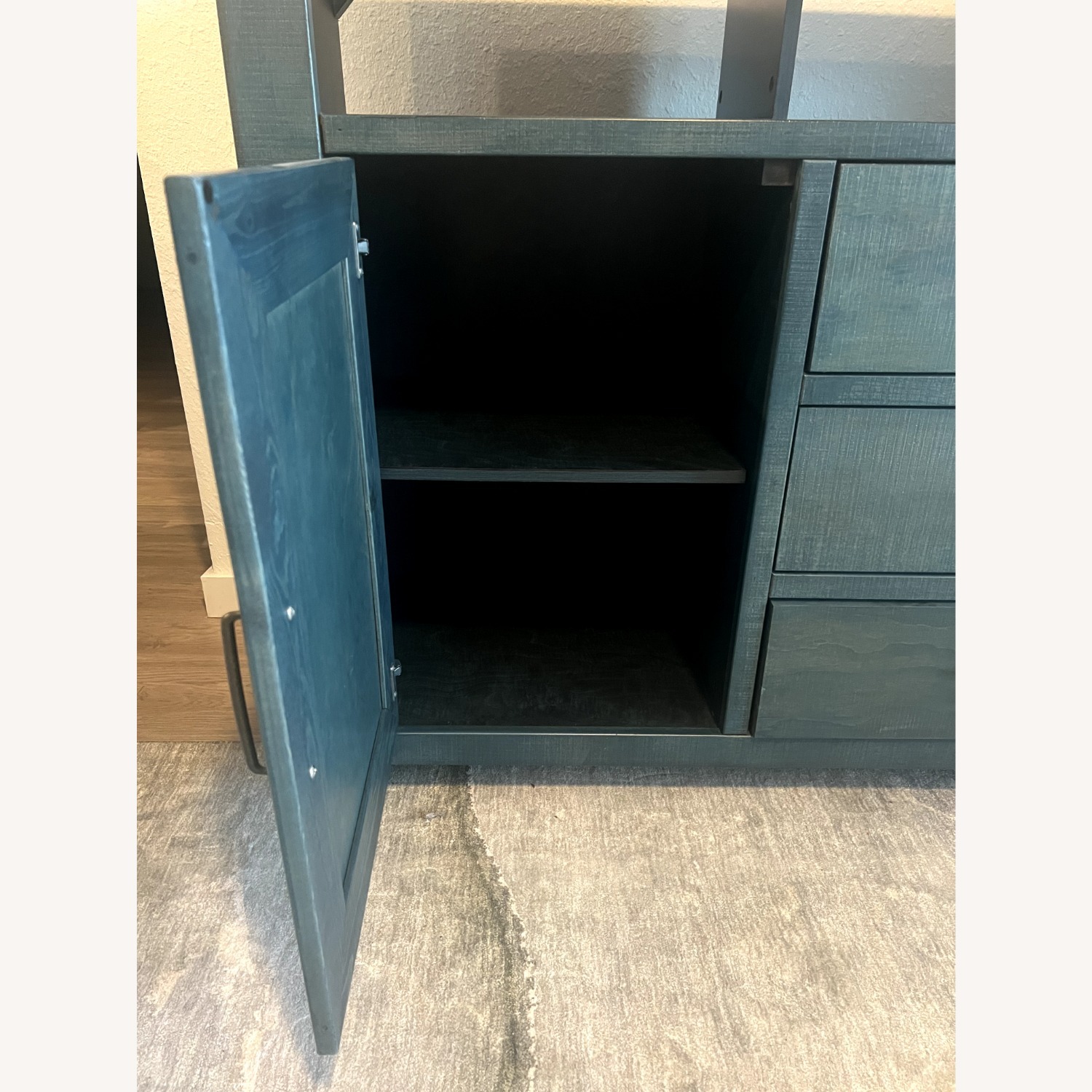 Rooms To Go Abbey Springs Blue Console - image-4