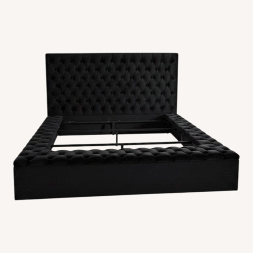 Used Home Meridian Black Wood Full Bed for sale on AptDeco