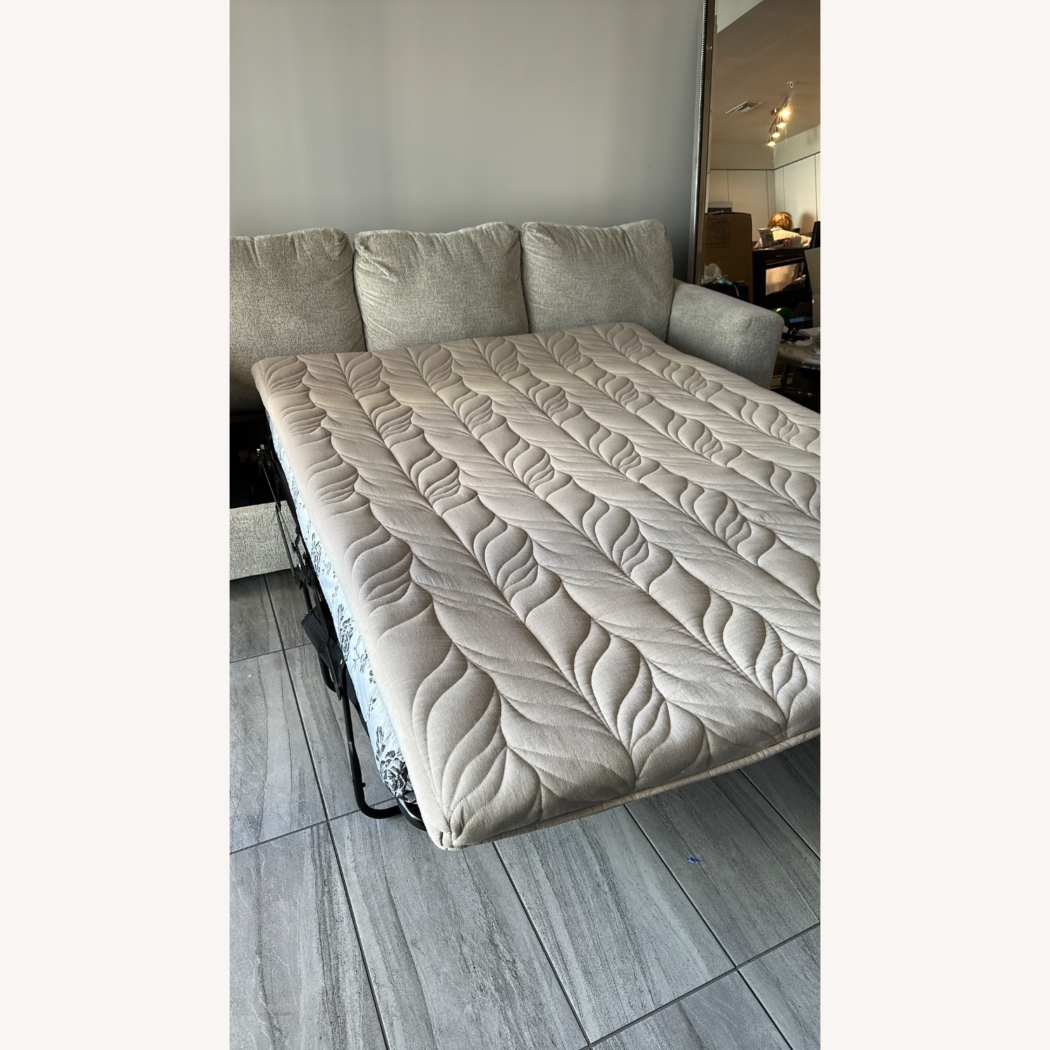 Soletren Queen Sofa Sleeper - image-6
