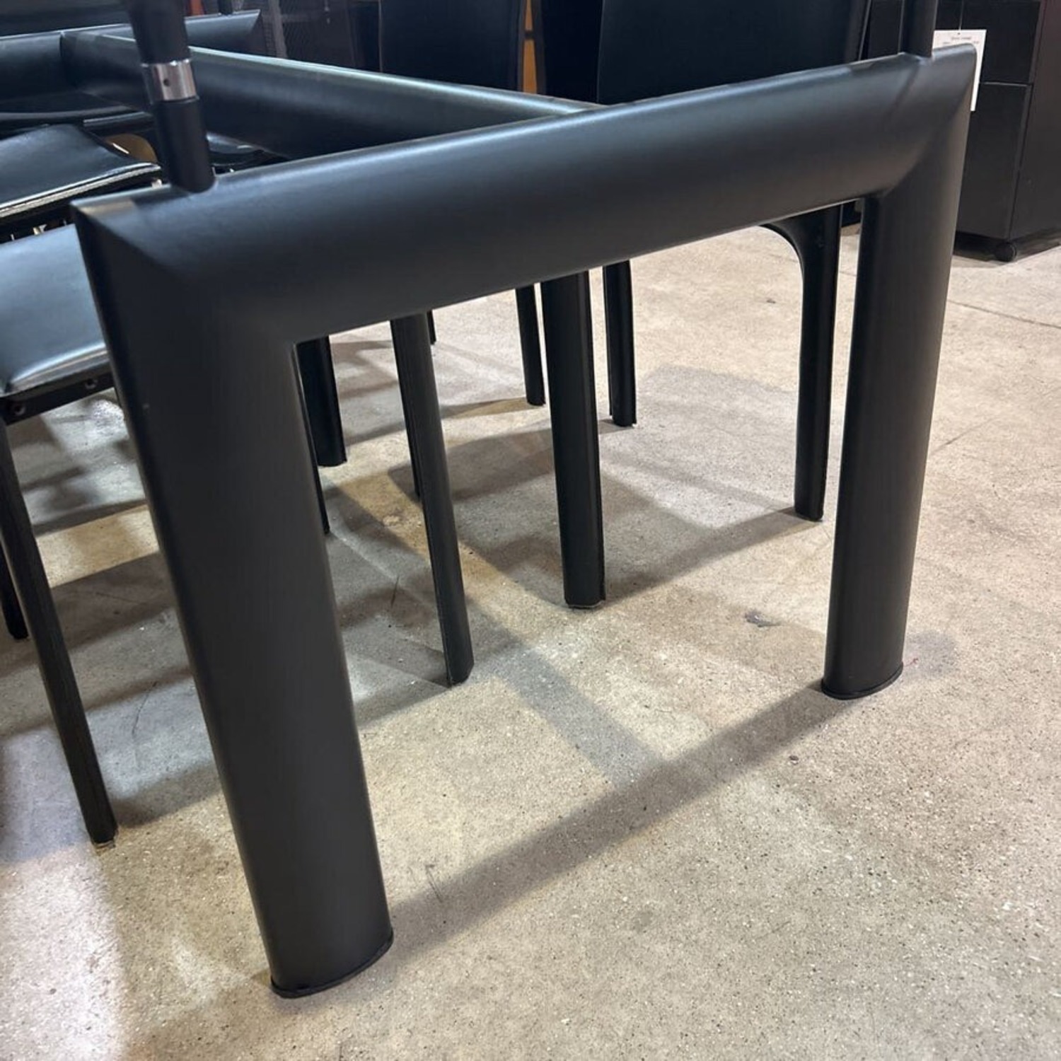 Le Corbusier LC6 Glass Top Dining Table - image-2