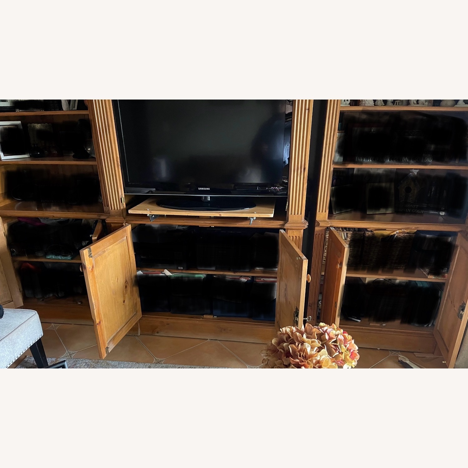 Real Wood Pine Wall Unit - image-3
