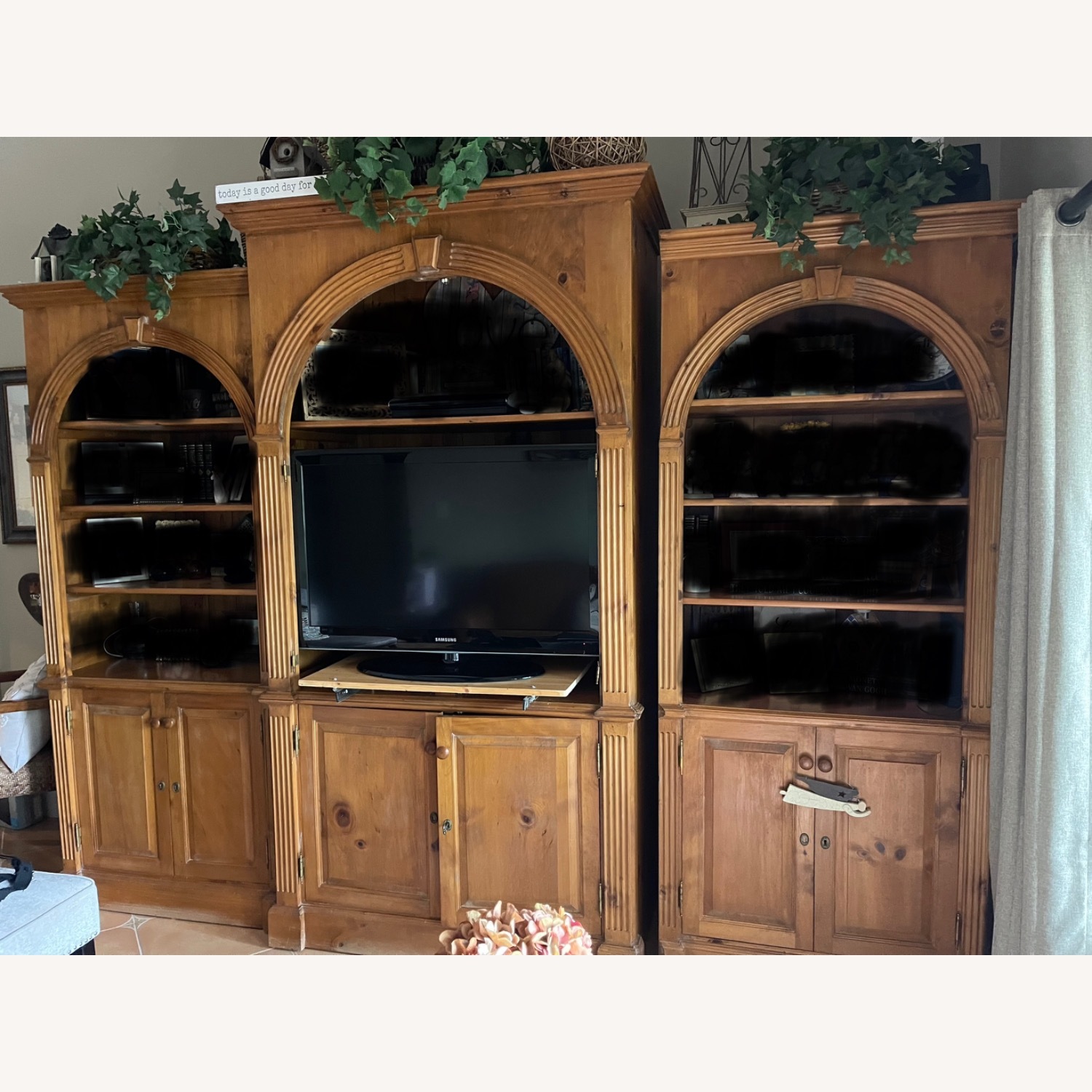 Real Wood Pine Wall Unit - image-2