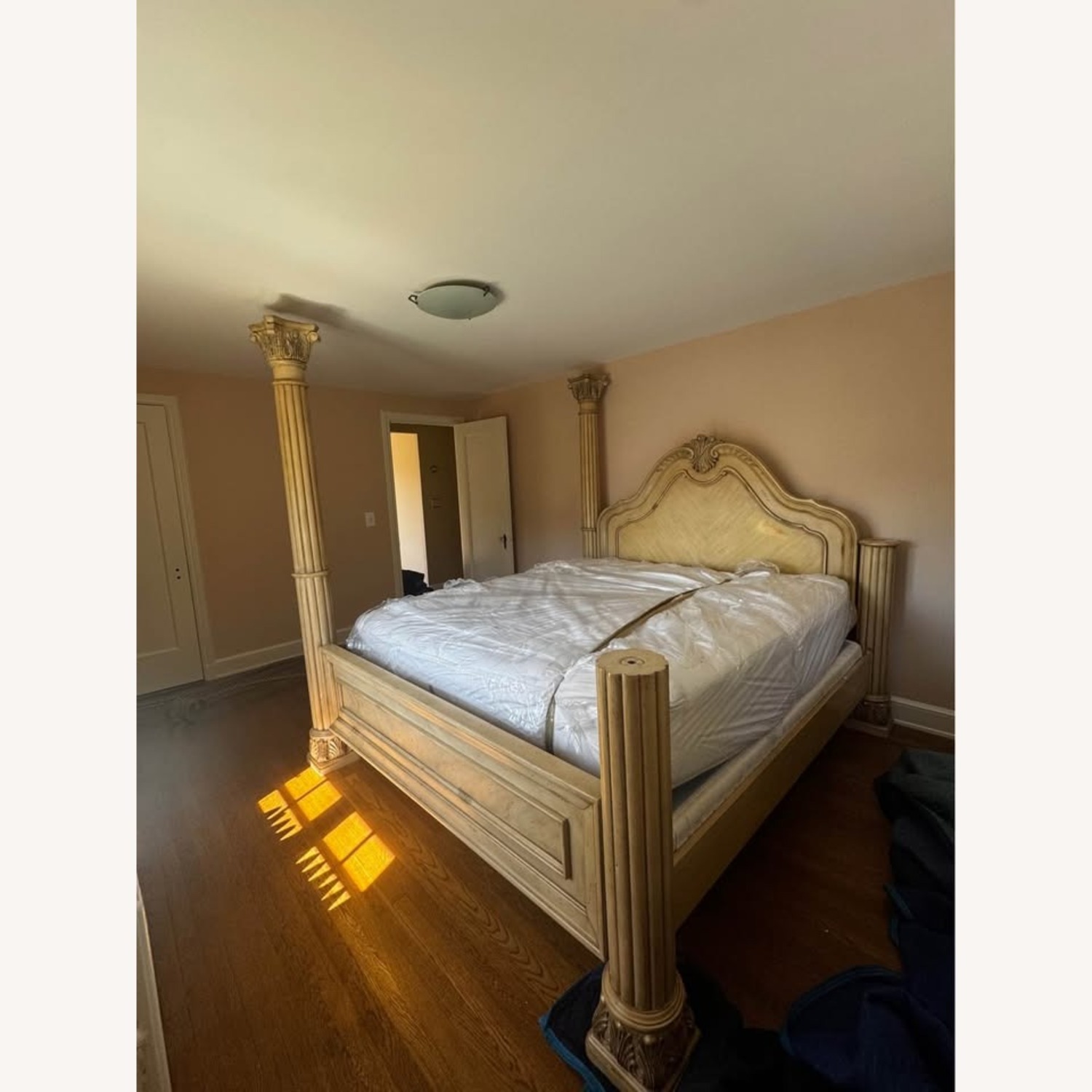 Vintage King Canopy Bed - Solid Ivory Wood - image-2