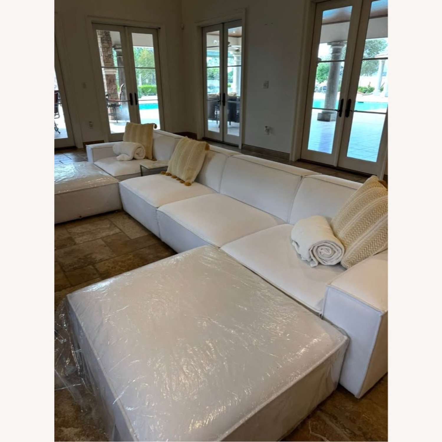 Modway Restore White Fabric 6 Piece Sectional - image-1