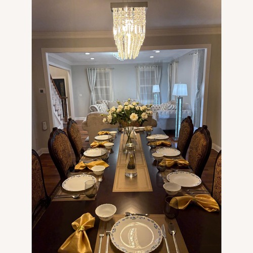 Used Raymour & Flanigan Regal Manor 7-pc. Dining Set for sale on AptDeco