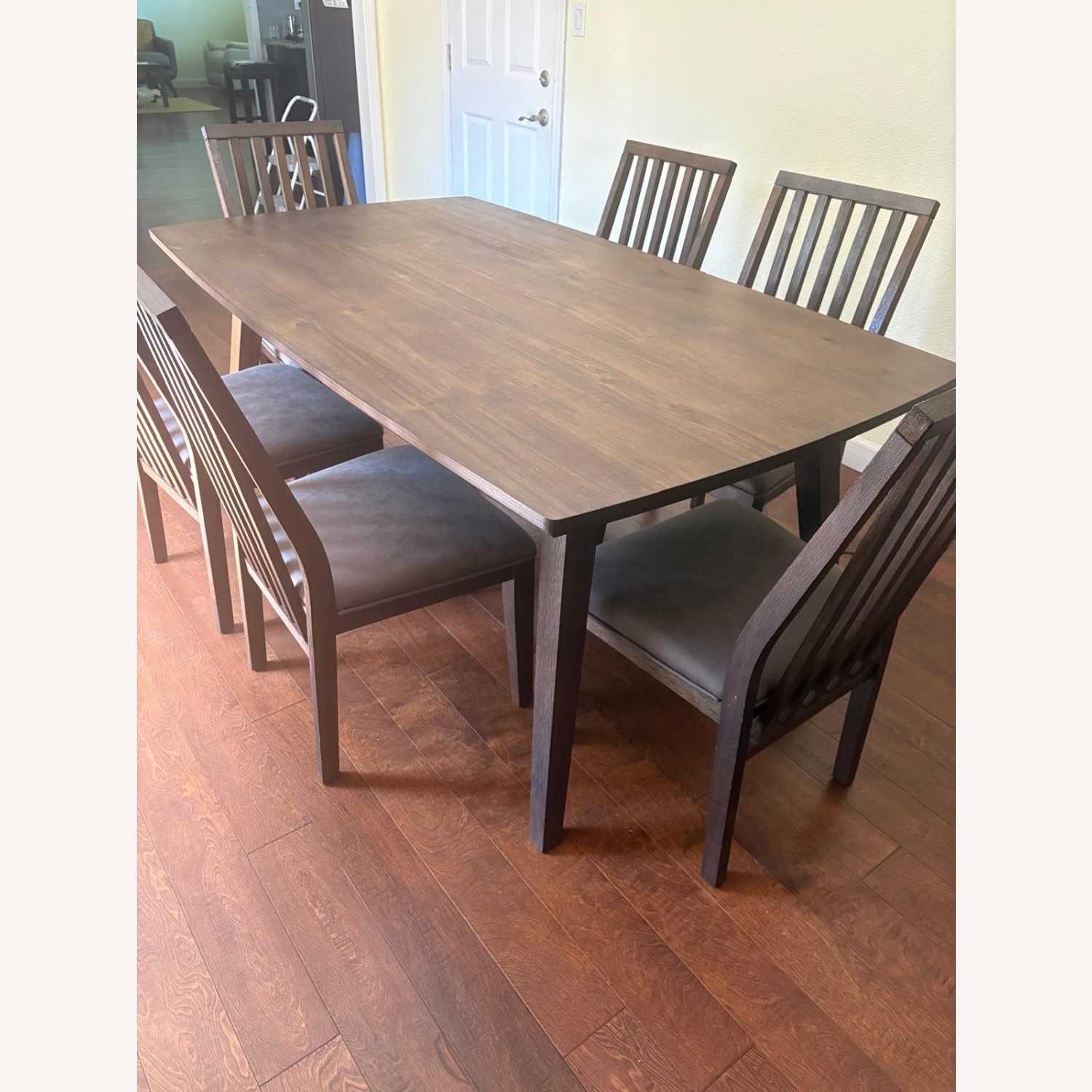 6 Chair Dining Set - image-5