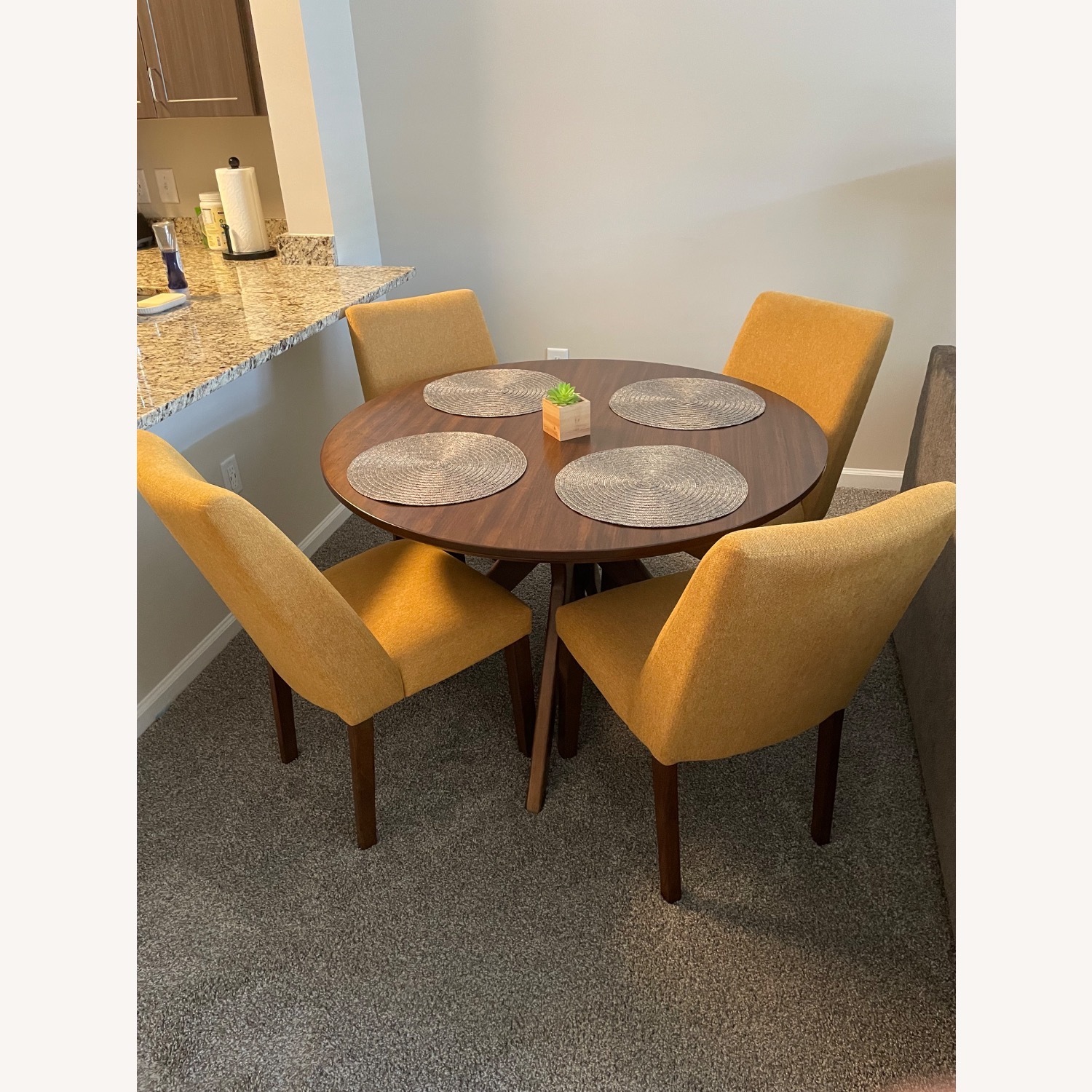 Kitchen Table Set - image-1