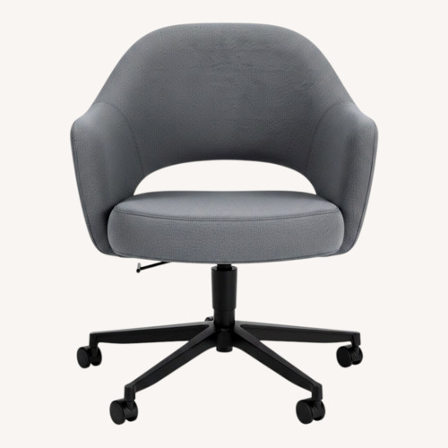 Used Knoll Saarinen Executive Swivel Armchair for sale on AptDeco