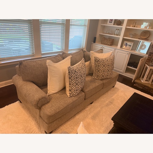 Used Ashley Furniture Light Gray Fabric 3+ Seater Sofa for sale on AptDeco
