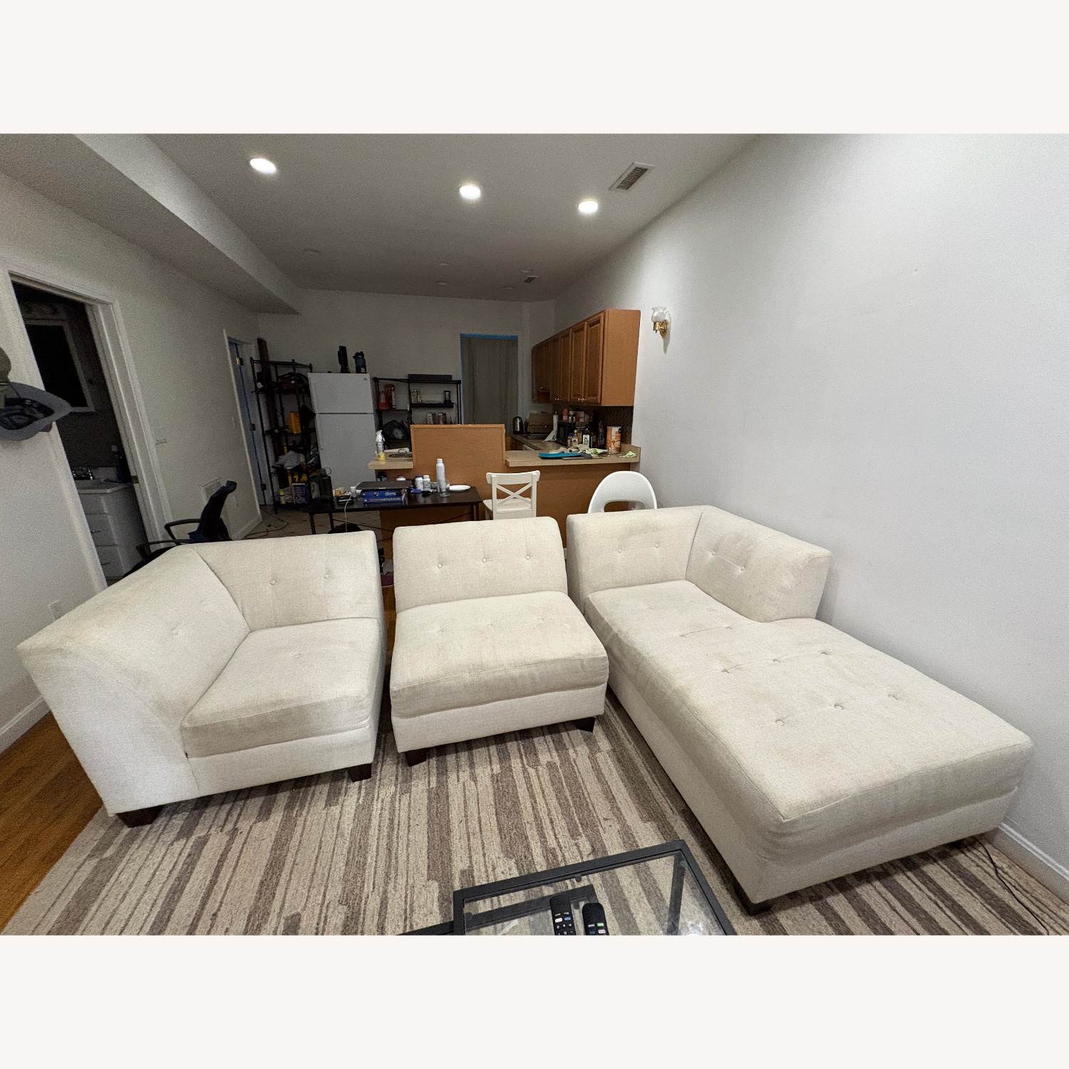 England Furniture 3-Sectional Sugarshack Vanilla - image-1