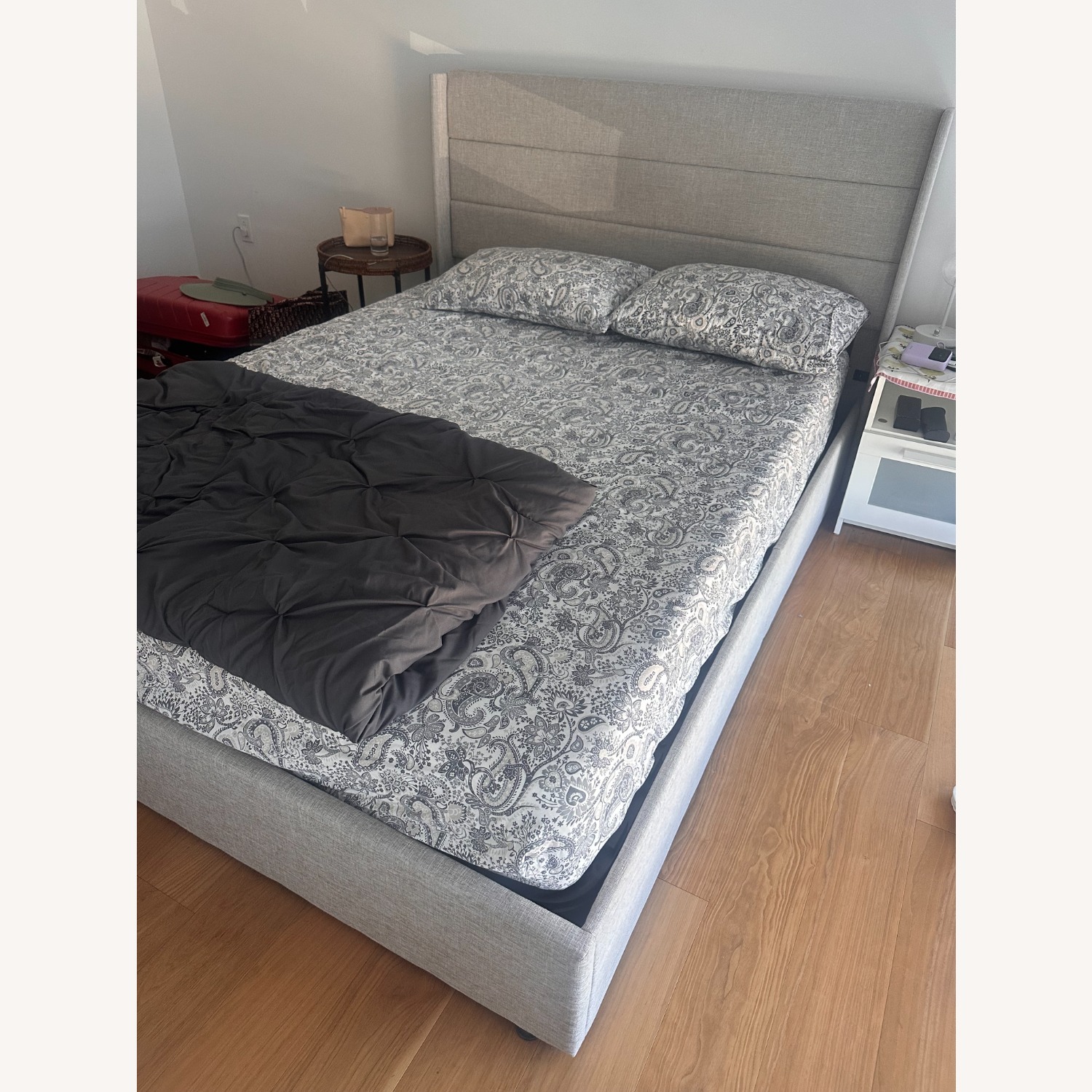 Upholstered Bed Frame with Lift Up Storage - image-2