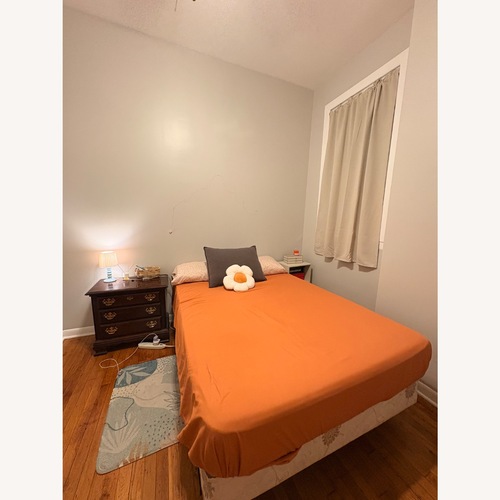 Used White Metal Full Bed for sale on AptDeco
