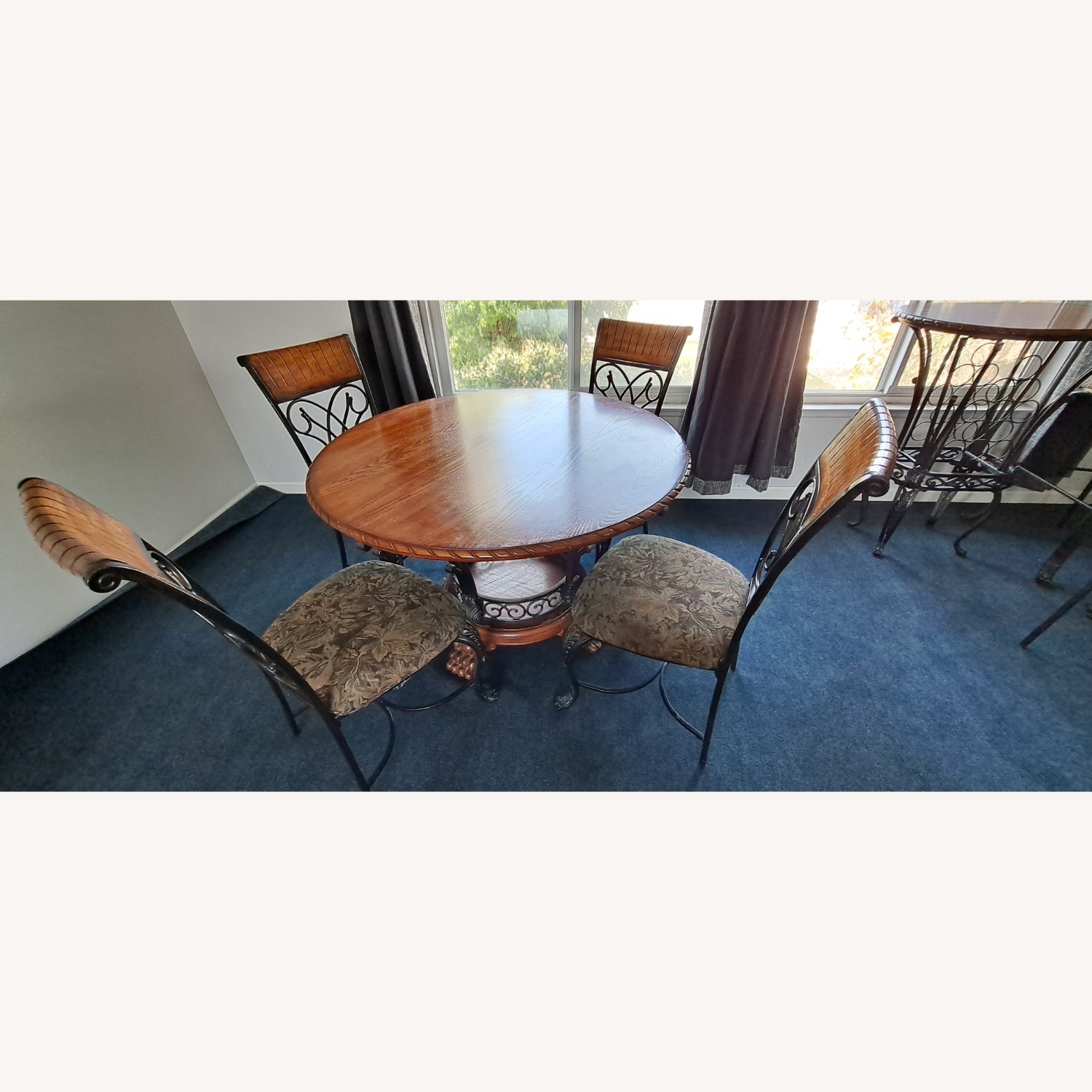 Dinning Room Set. Solid Wood and Metal - image-5