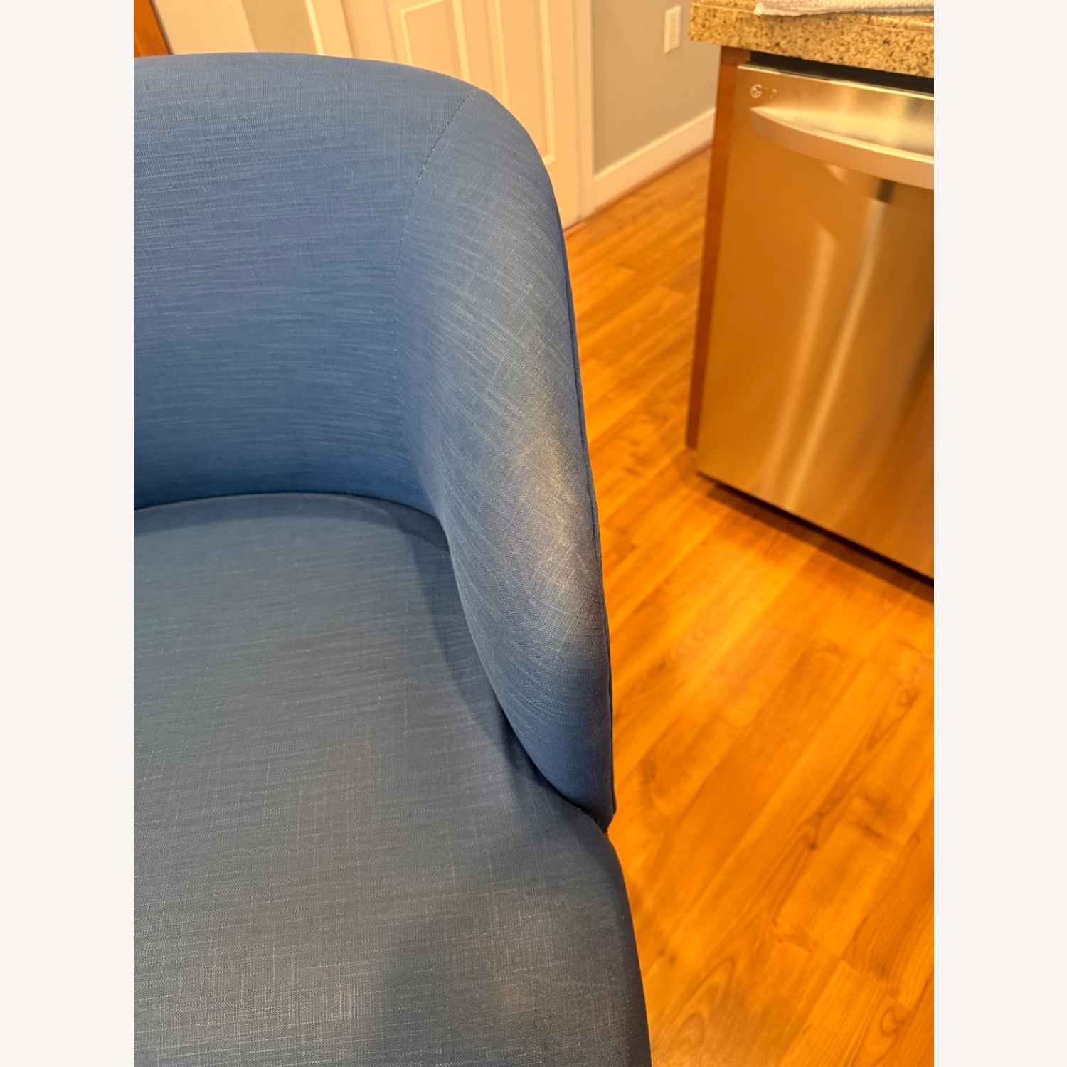 Hooker Furniture Corporation Blue Dining Table - image-5