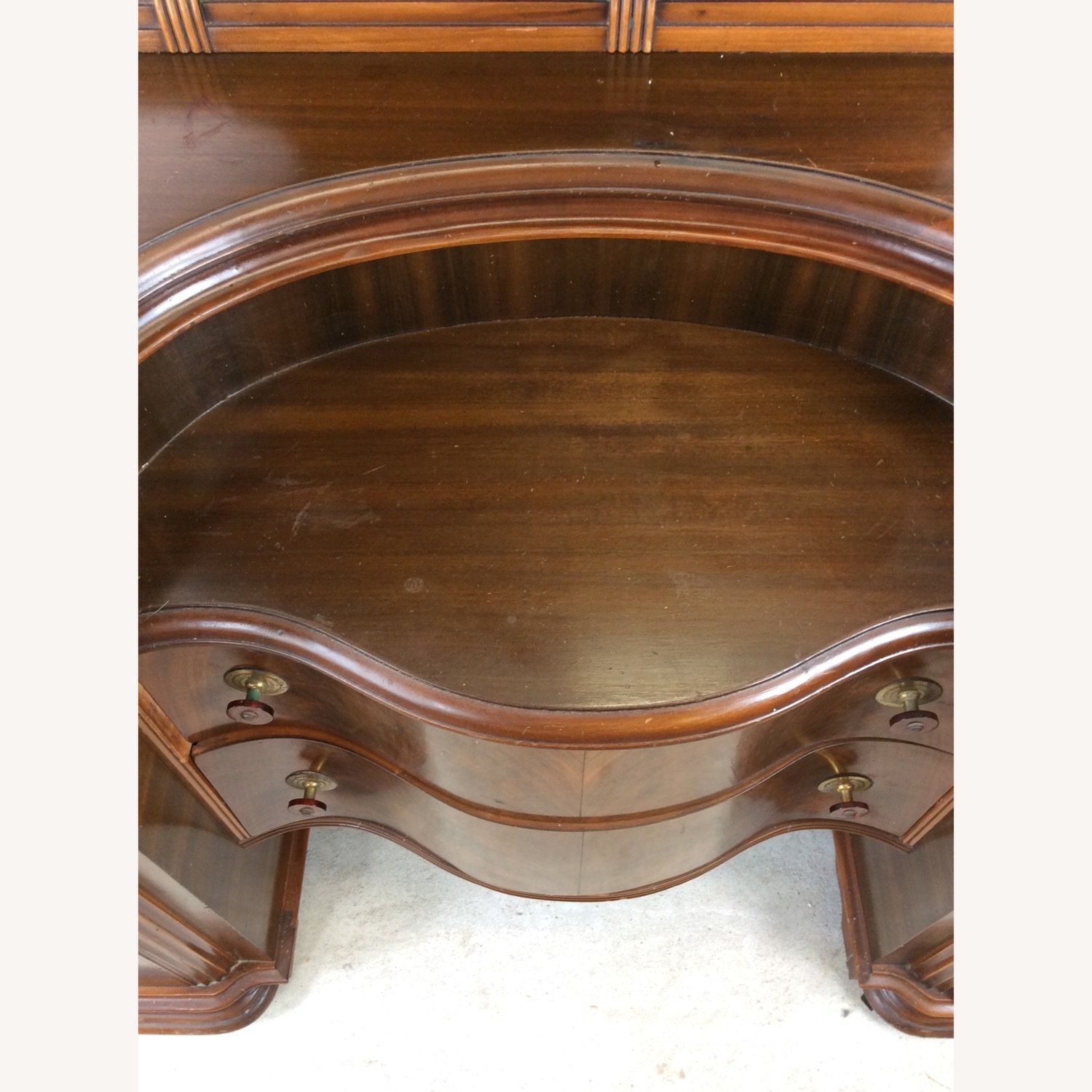 Art Deco Vanity with Round Mirror - image-8
