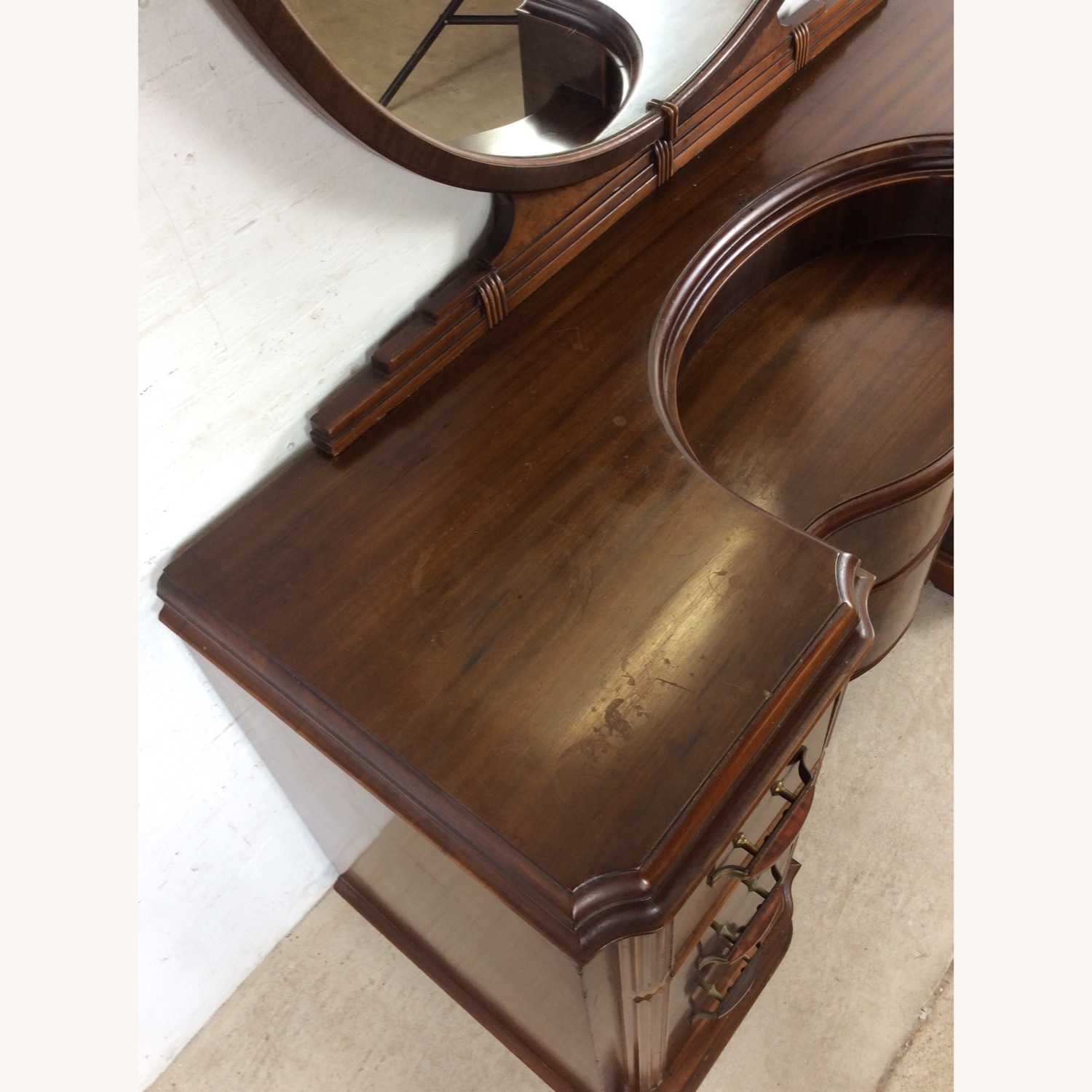 Art Deco Vanity with Round Mirror - image-7