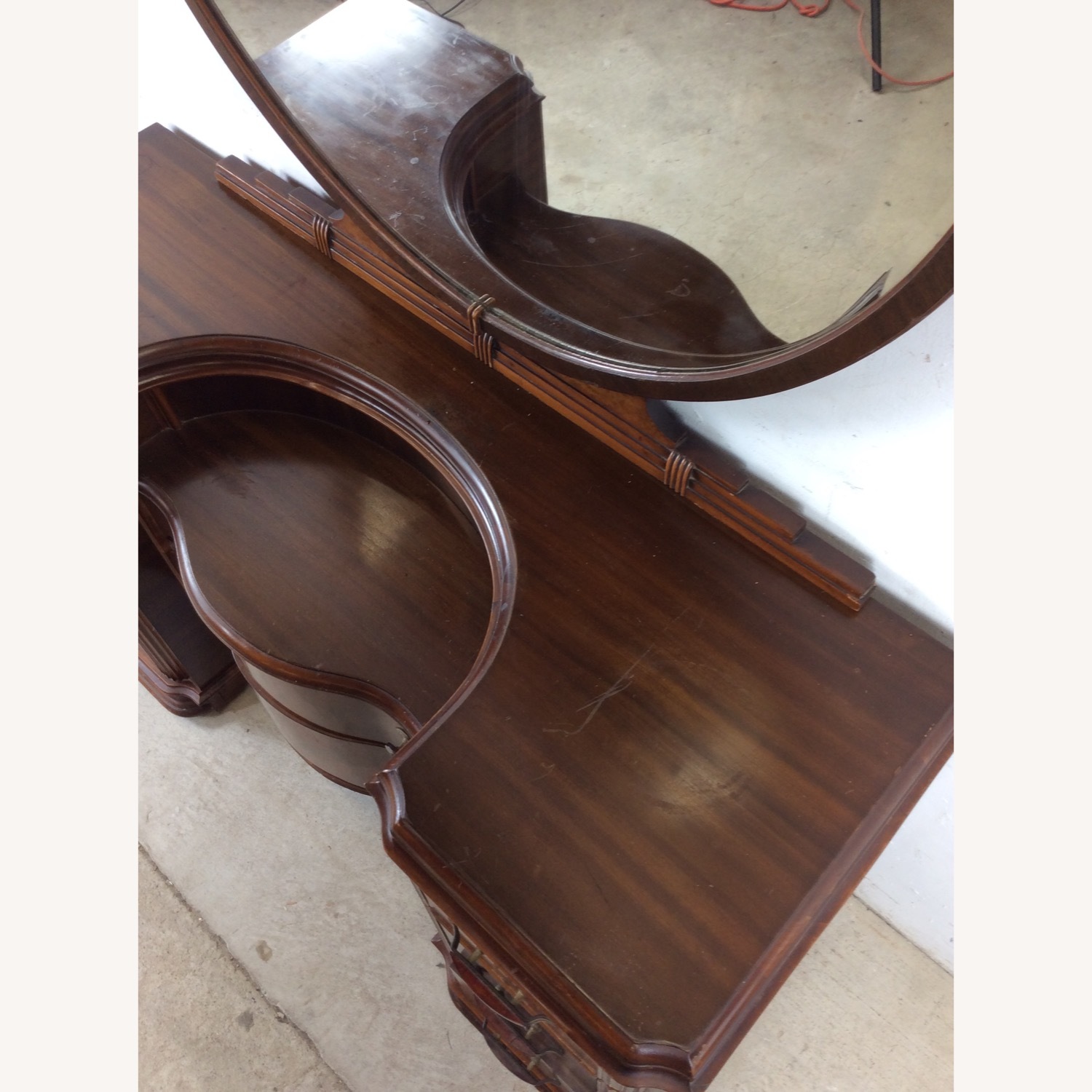 Art Deco Vanity with Round Mirror - image-5