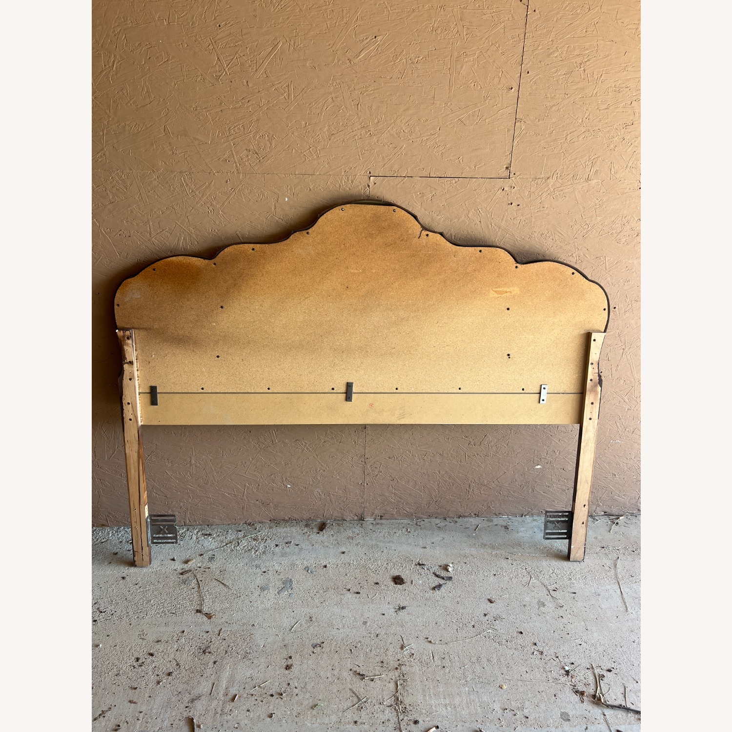 Vintage 1970s French Provincial Wood Veneer Queen - image-2