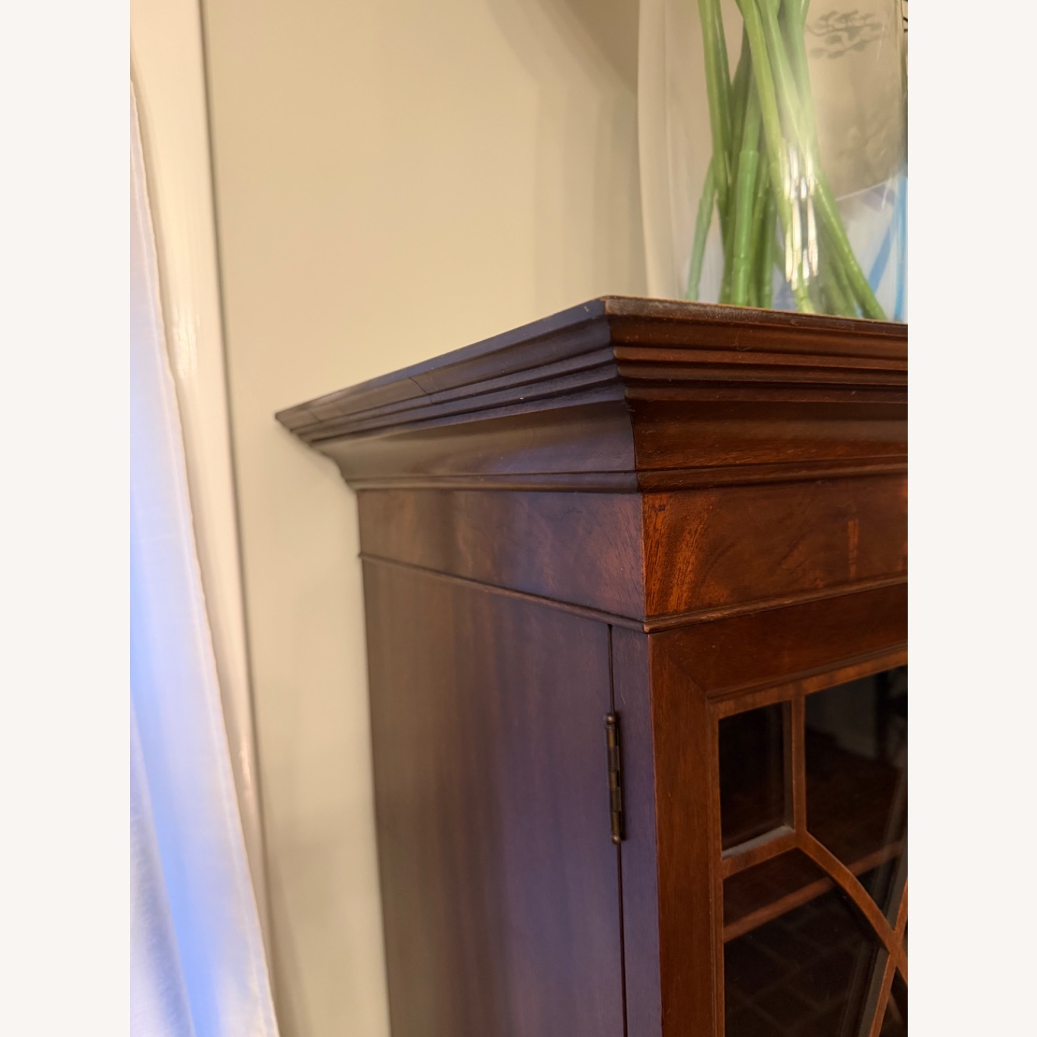 Vintage/Antique Dark Brown Wood Sideboard - image-4