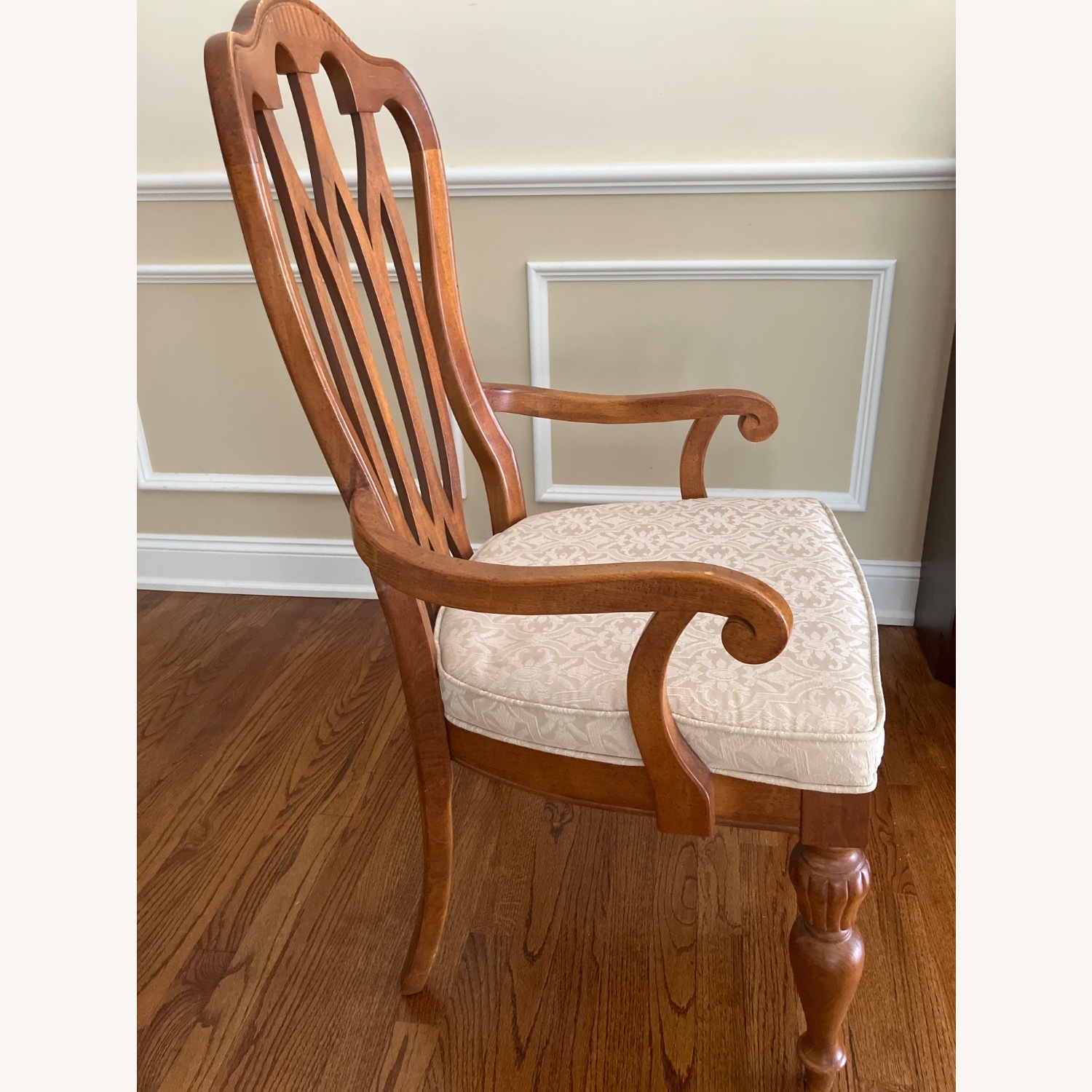 Stanley Furniture Dining Arm Chairs - image-2