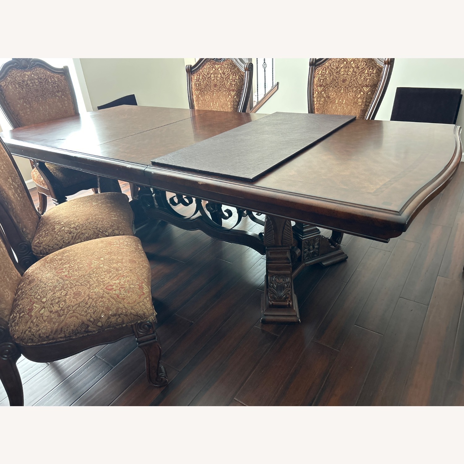 Luxury AICO Dining Set - image-3