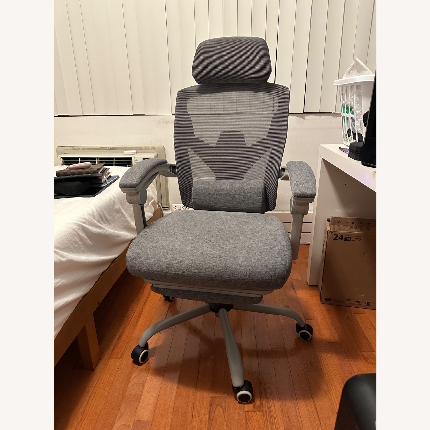 DUMOS Office Chair  - image-1