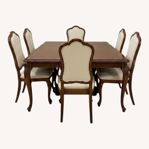 Used Furniture Barn Delaware Dining Set for sale on AptDeco
