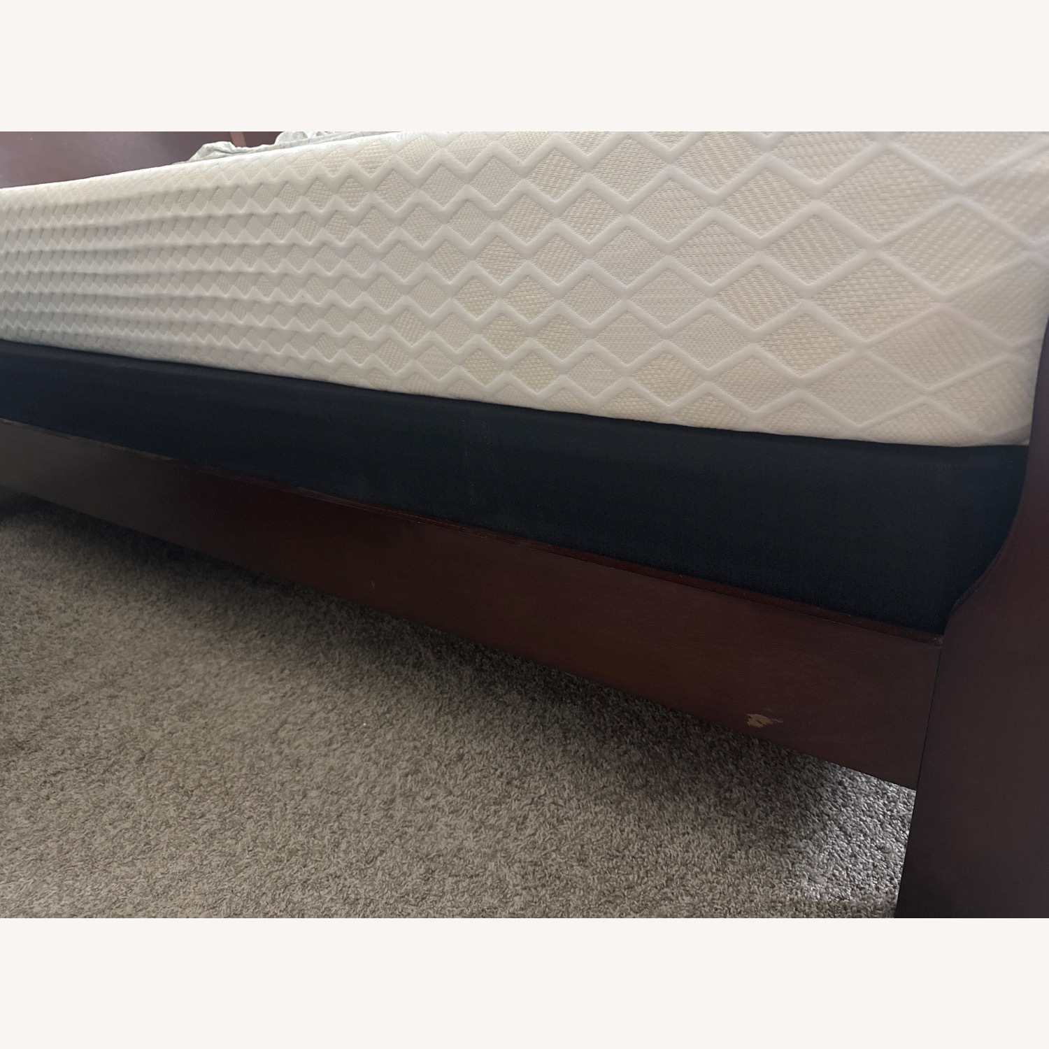 Ashley Furniture Alisdair Dark Brown King Bed - image-4