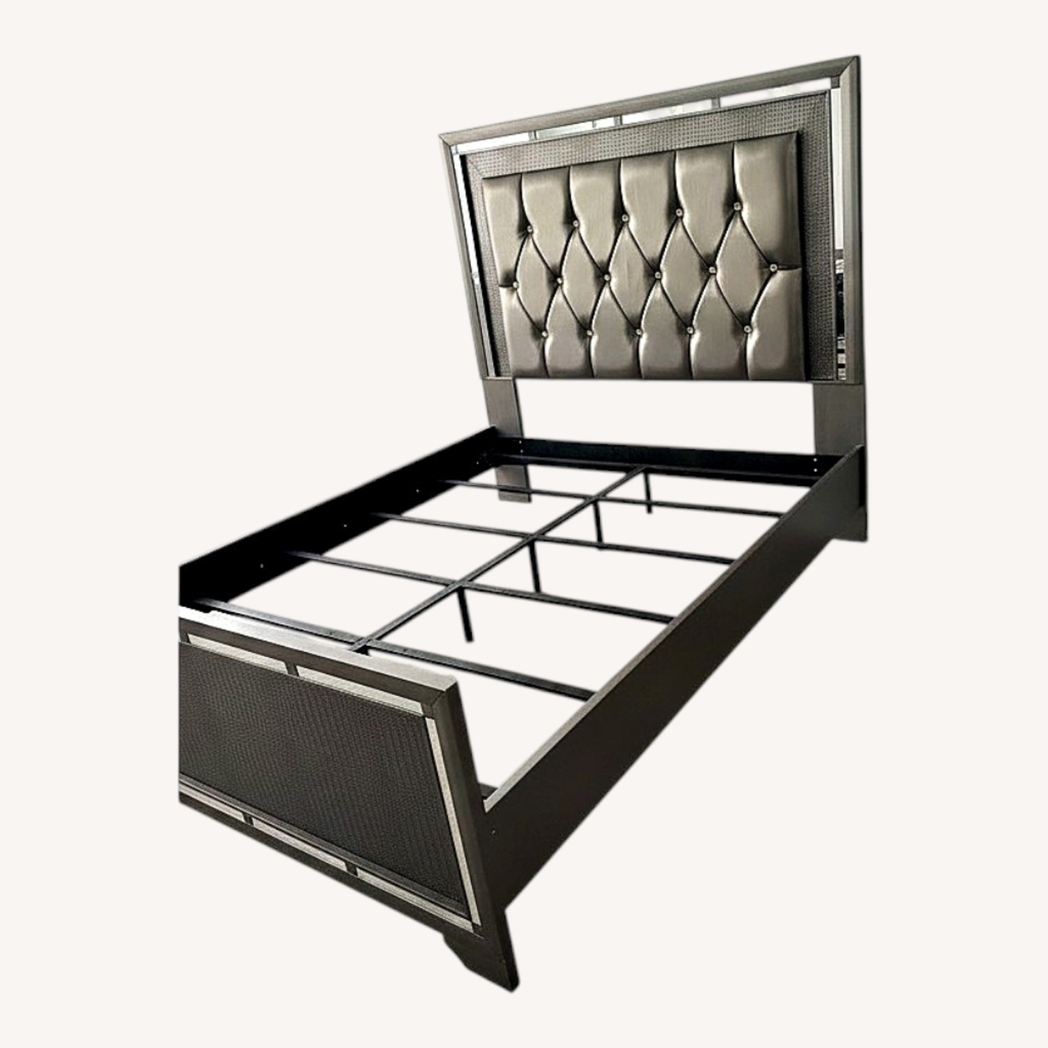 Light Gray Wood Queen Bed - image-0