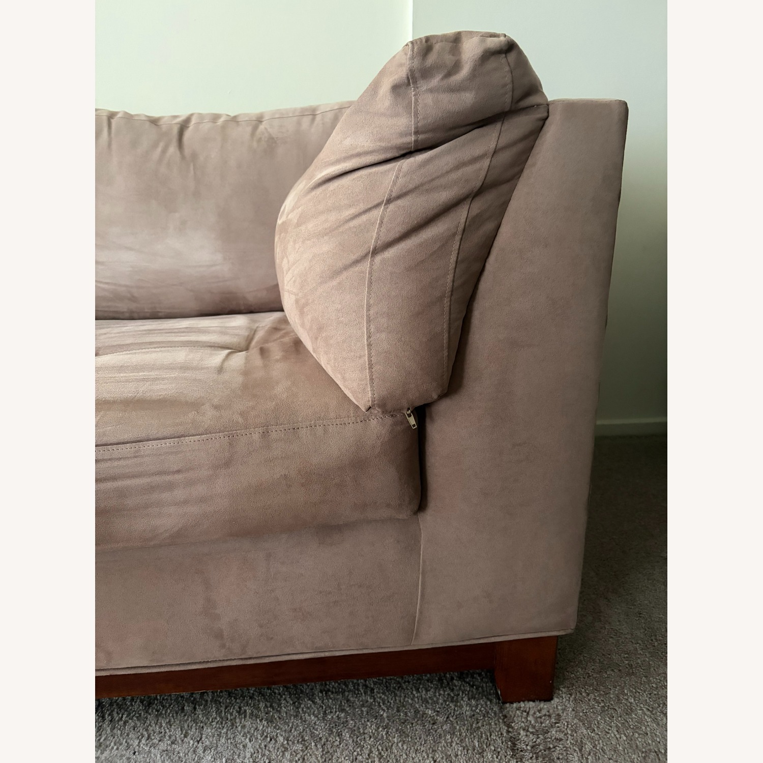 Value City Furniture 2 Piece Sectional - image-4