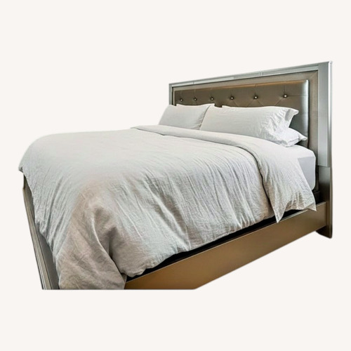 Used King Size Bed for sale on AptDeco