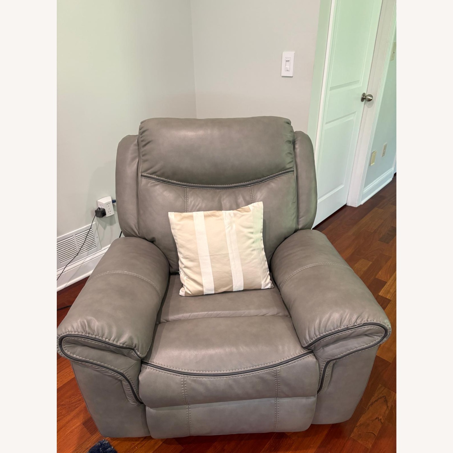 Raymour & Flanigan Demont Light Gray Sleeper Sofa - image-3