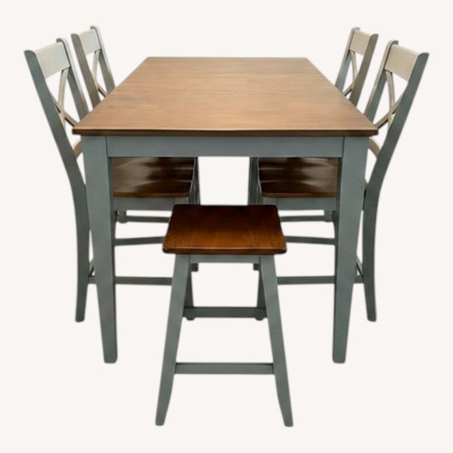 Used Value City Furniture Wood Dining Set for sale on AptDeco