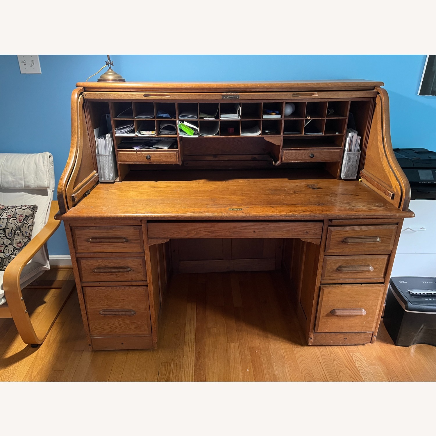 Vintage/Oak Light Brown Wood Desk - image-2