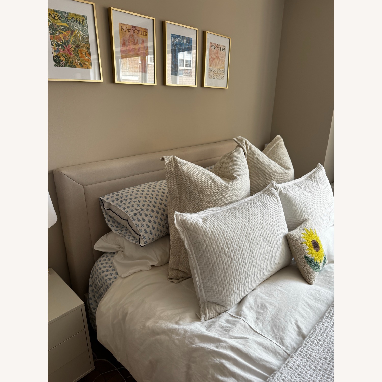 Amazon Zinus Natural Wood Queen Bed - image-2