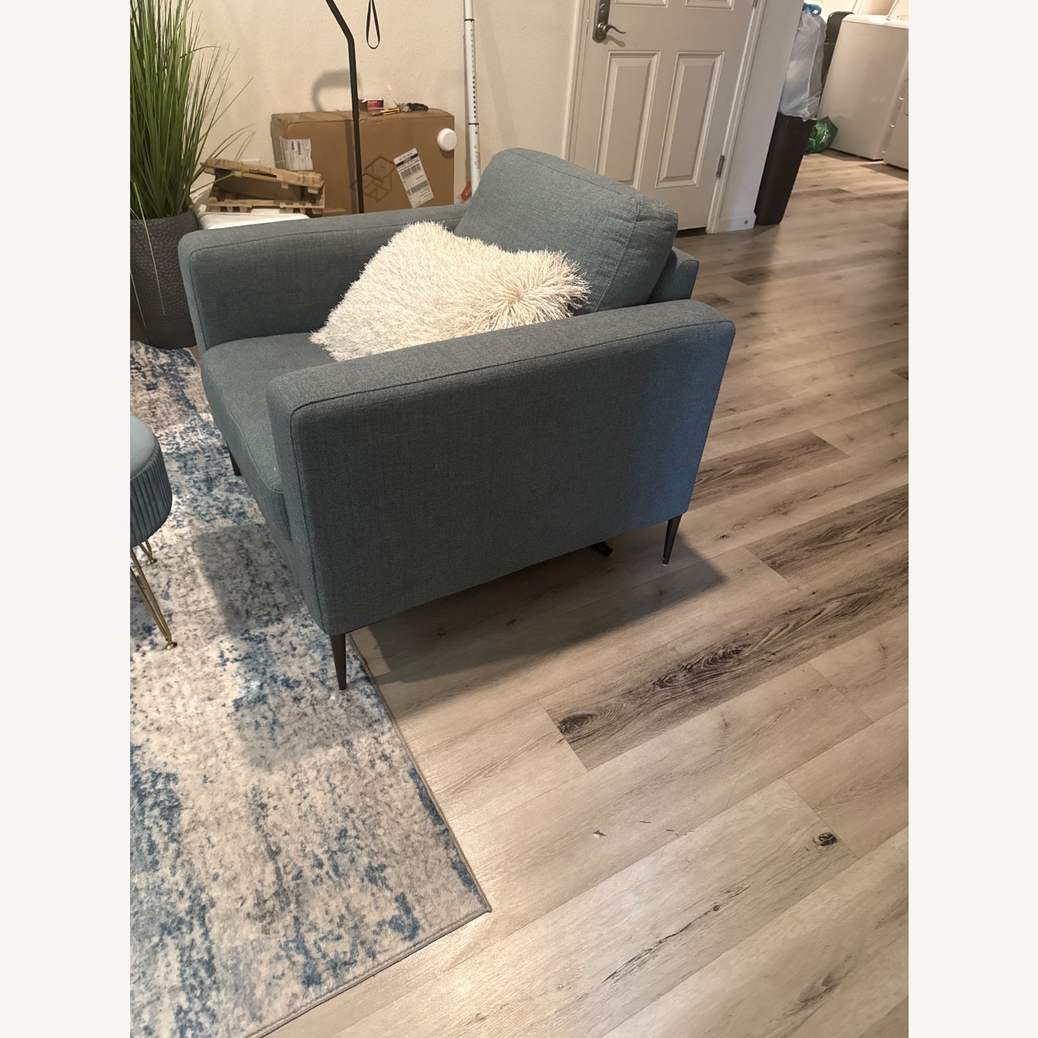 Accent Chair - image-3