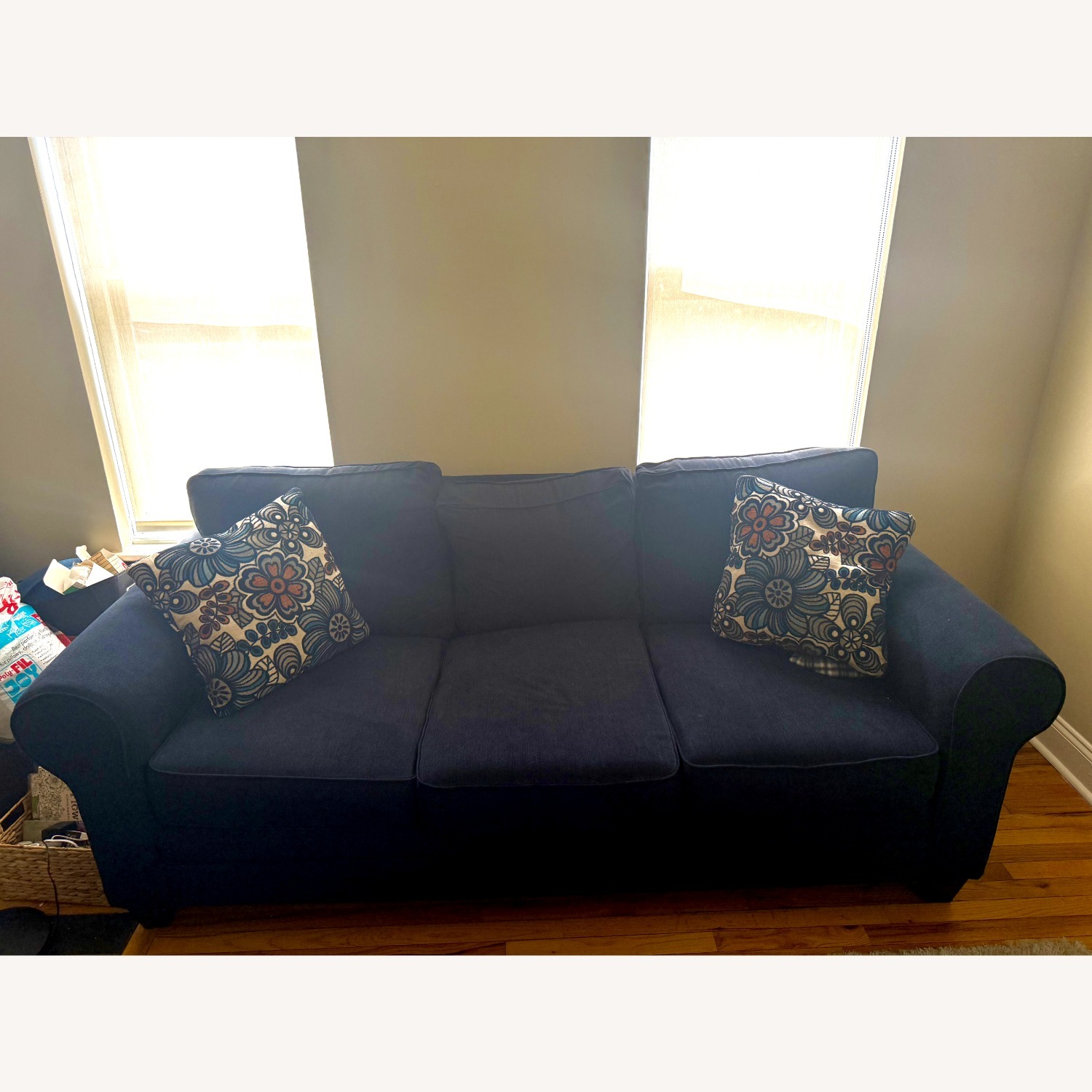 Raymour & Flanigan 3+ Seater Sofa - image-1