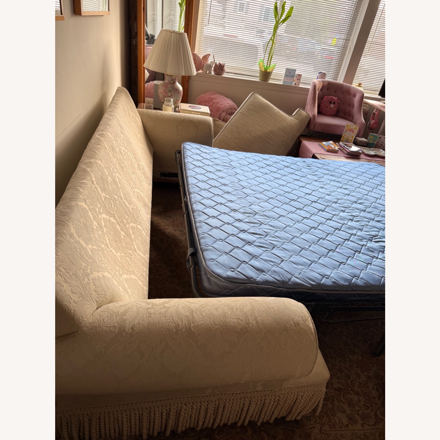 Jennifer Convertibles White 3+ Seater Sofas - image-14