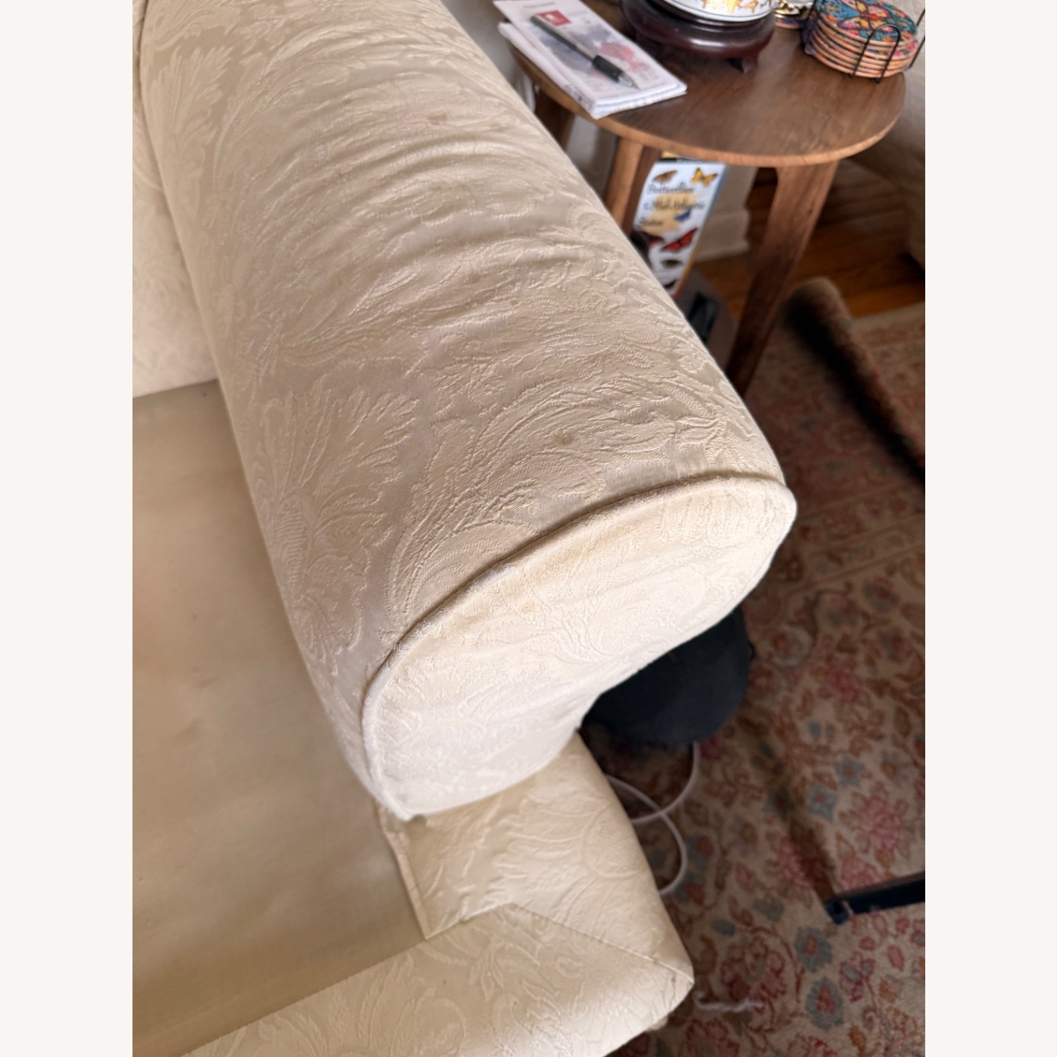 Jennifer Convertibles White 3+ Seater Sofas - image-9