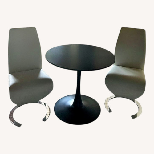 Used Kitchen Table and 2 Chairs  for sale on AptDeco
